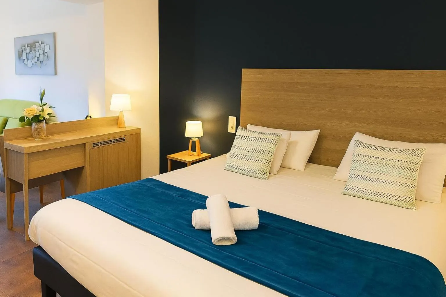 Bedroom, Bed in Hotel & Spa Gil de France Cap d'Agde