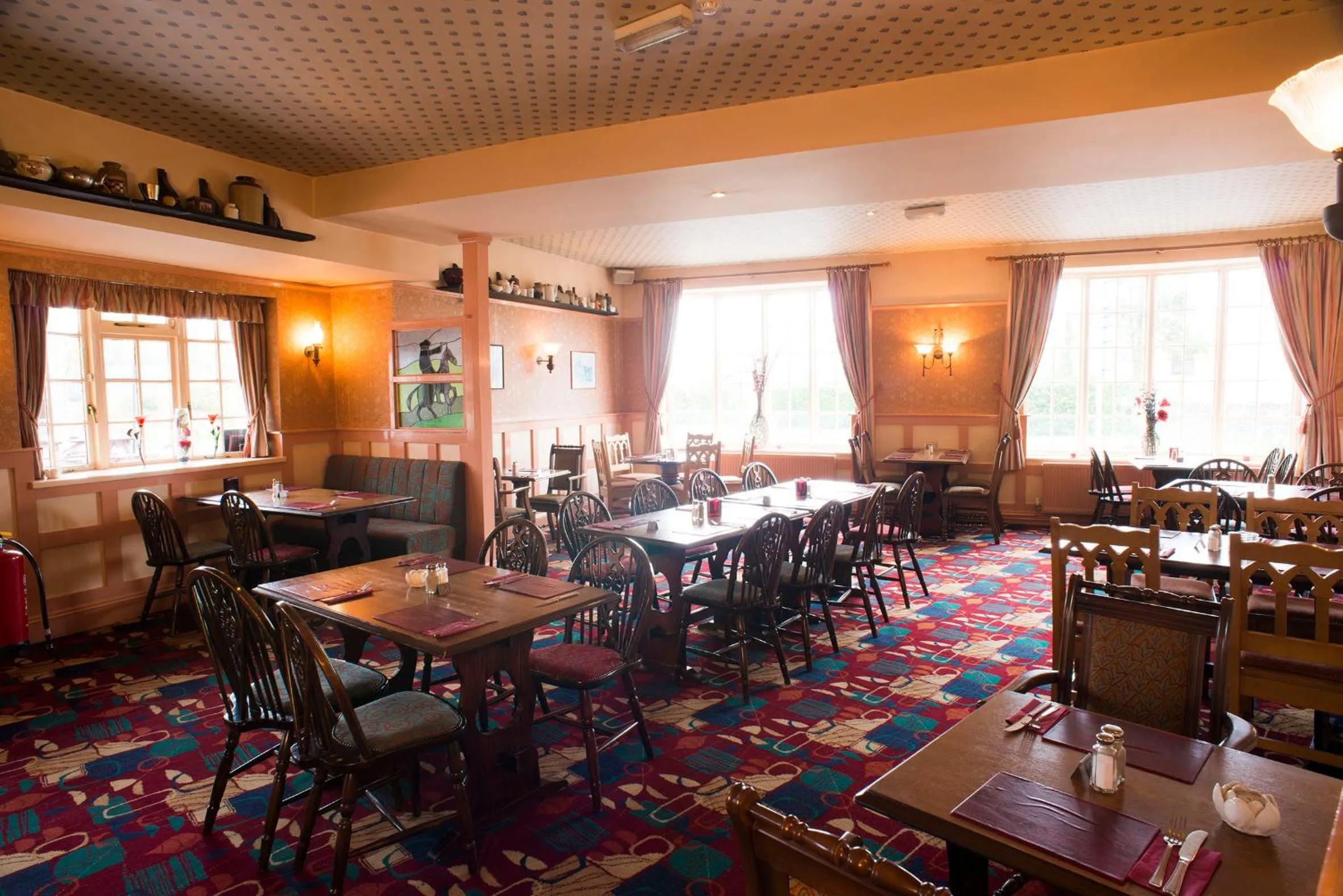 Restaurant/places to eat in The Highwayman Inn