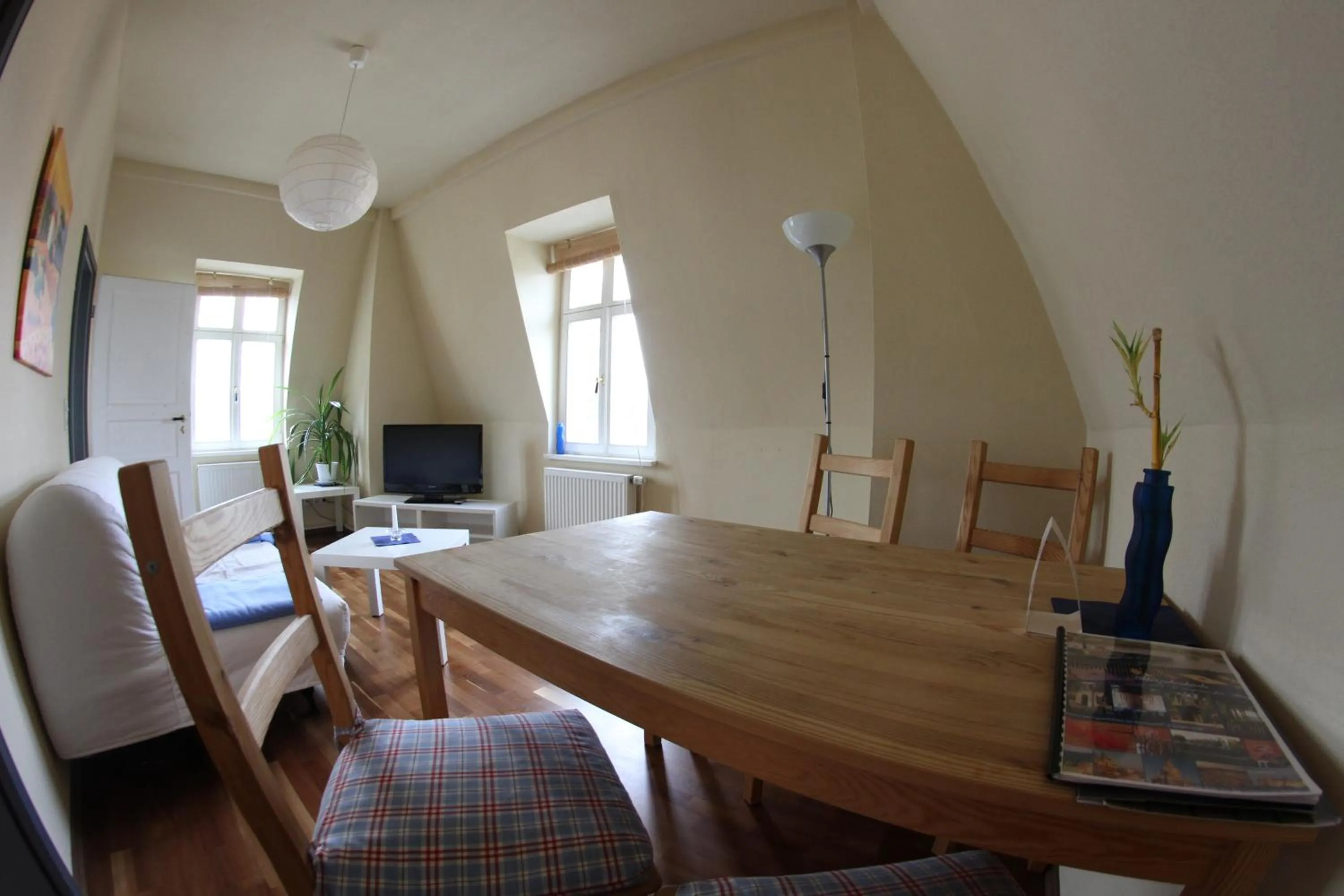 TV and multimedia in Dampfschiff Radebeul-Altkö