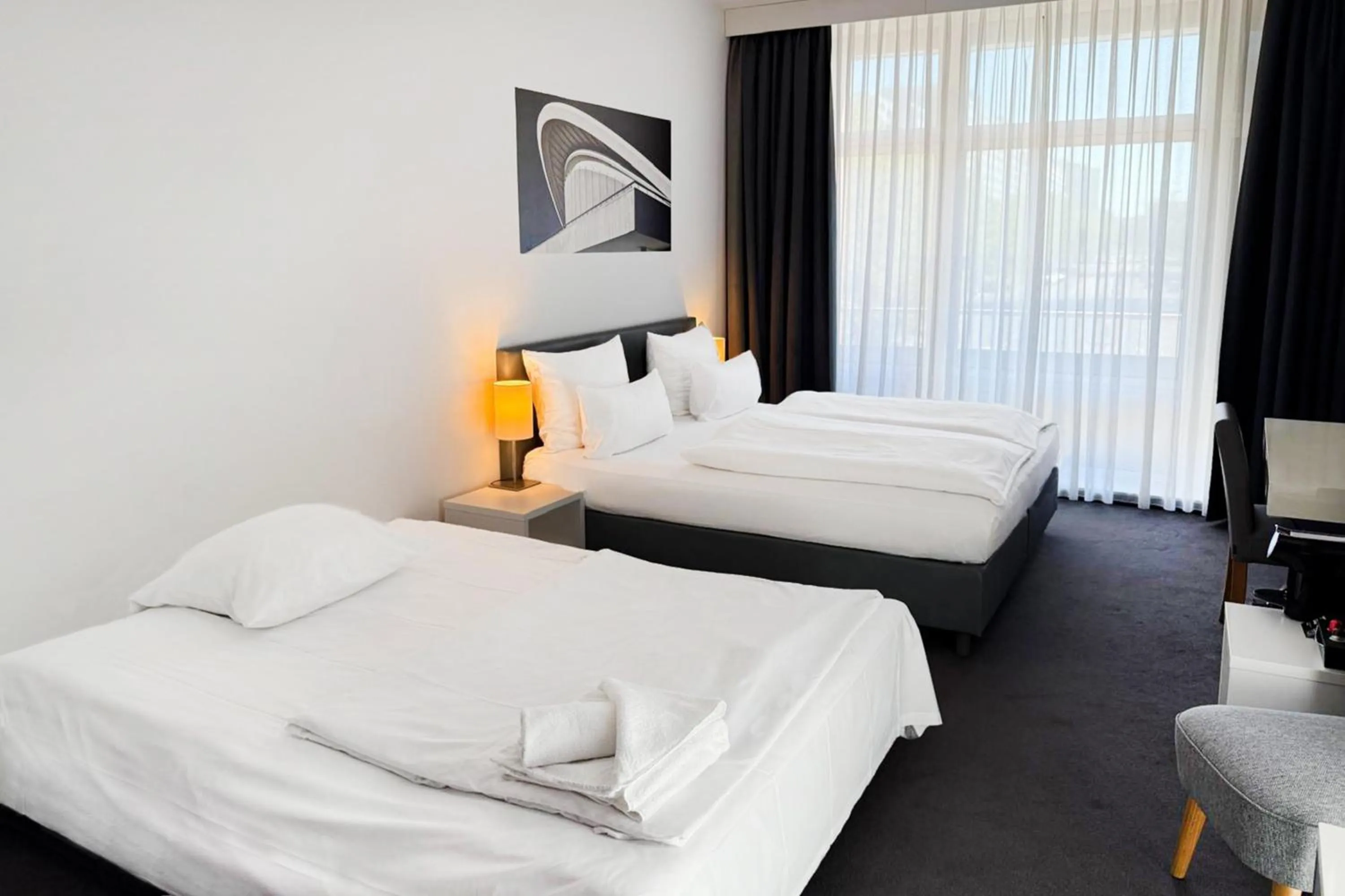 Photo of the whole room, Bed in Garner Hotel Berlin - Gendarmenmarkt by IHG
