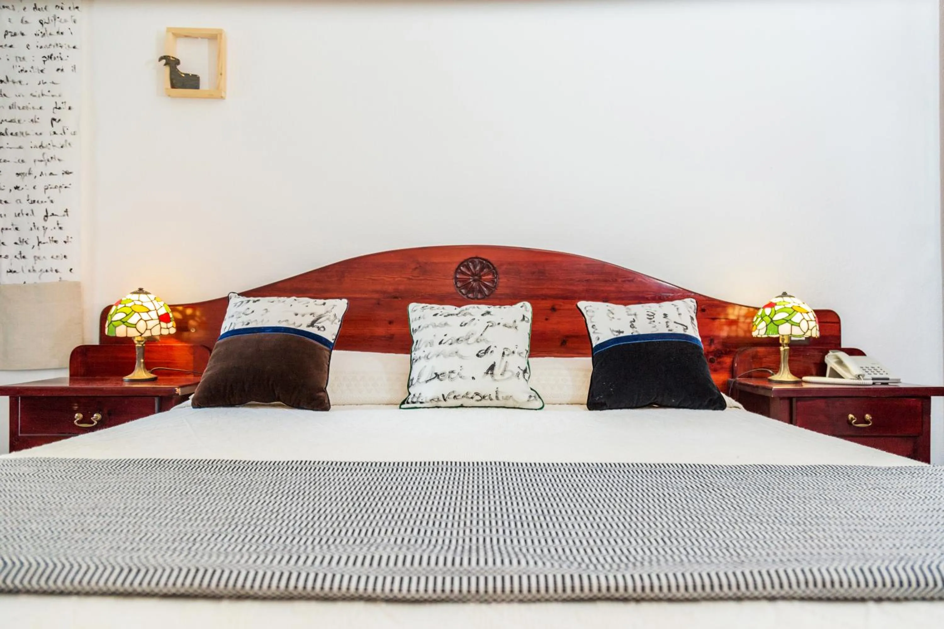 Bed in Hotel S'Ortale Possibilità di Parcheggio interno e Ristorante all'aperto