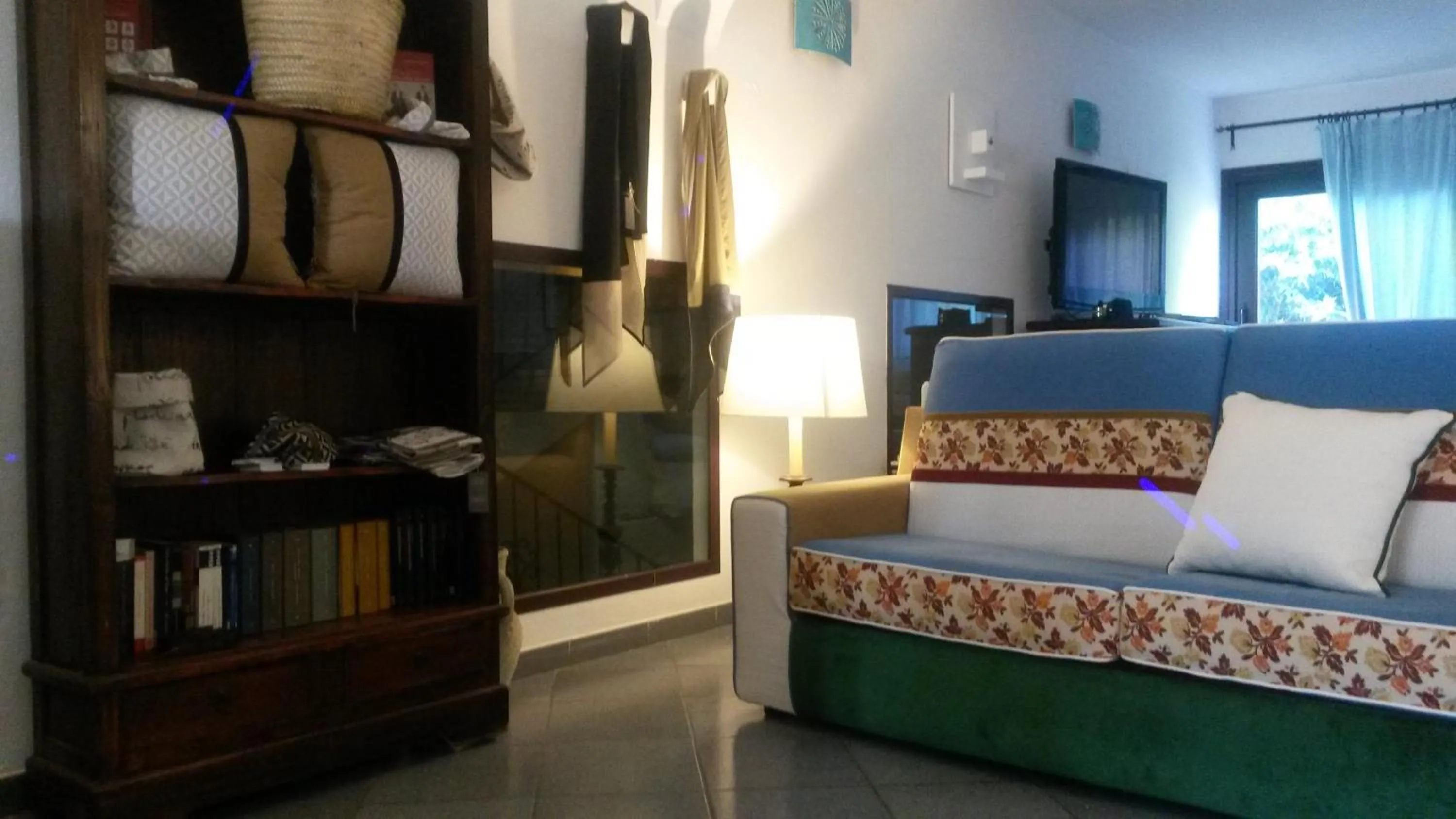 Lobby or reception, Bed in Hotel S'Ortale Possibilità di Parcheggio interno e Ristorante all'aperto