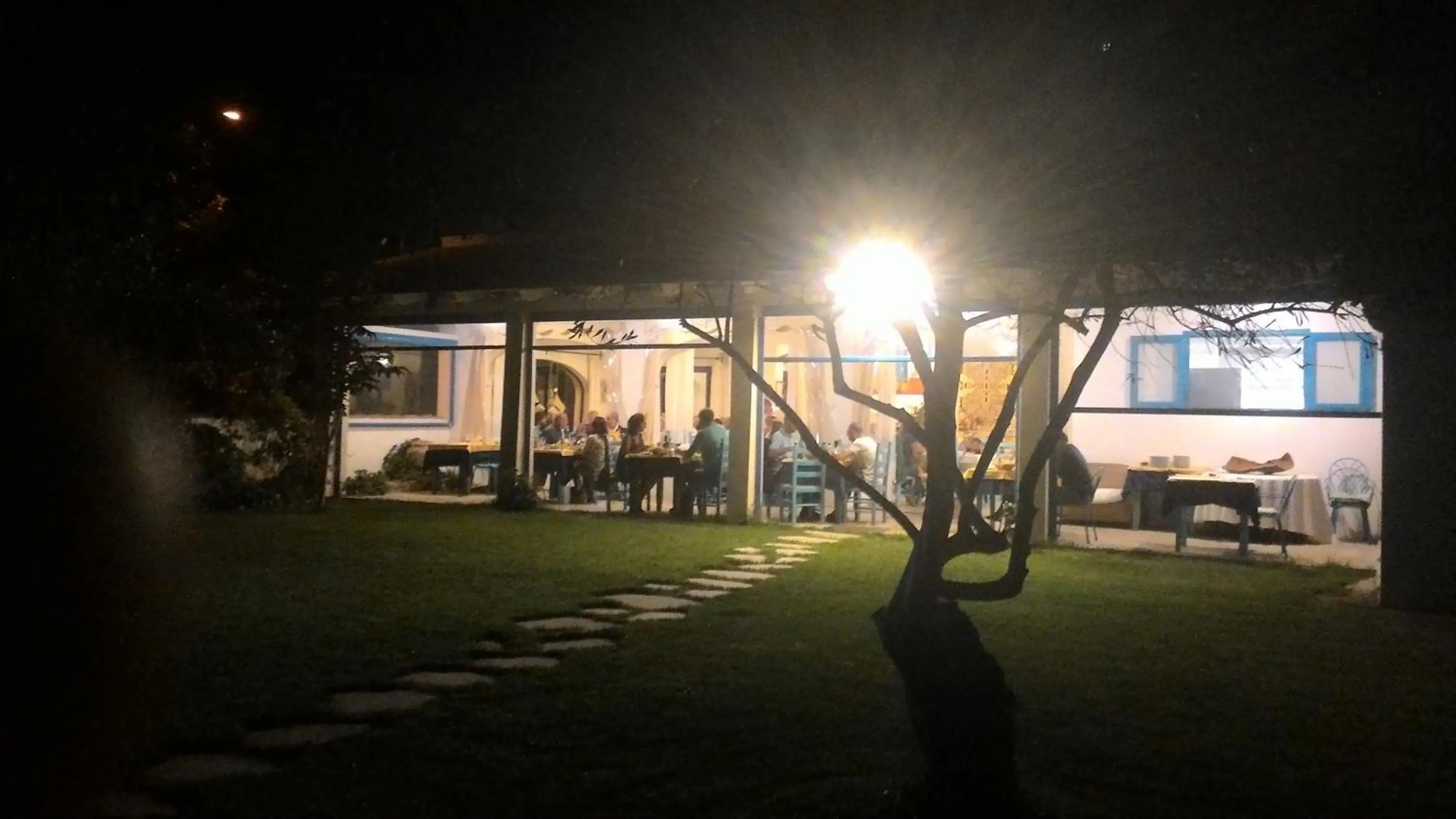 Hotel S'Ortale Possibilità di Parcheggio interno e Ristorante all'aperto