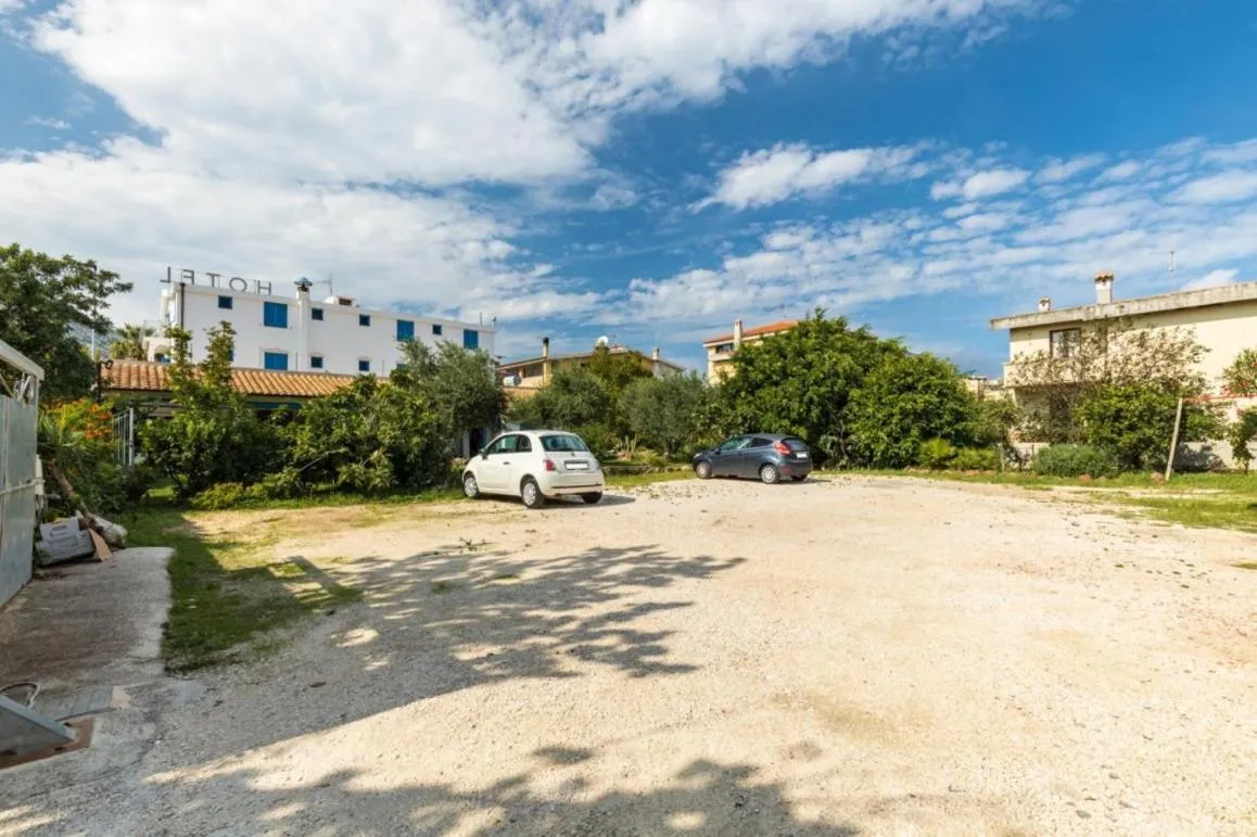 Hotel S'Ortale Possibilità di Parcheggio interno e Ristorante all'aperto