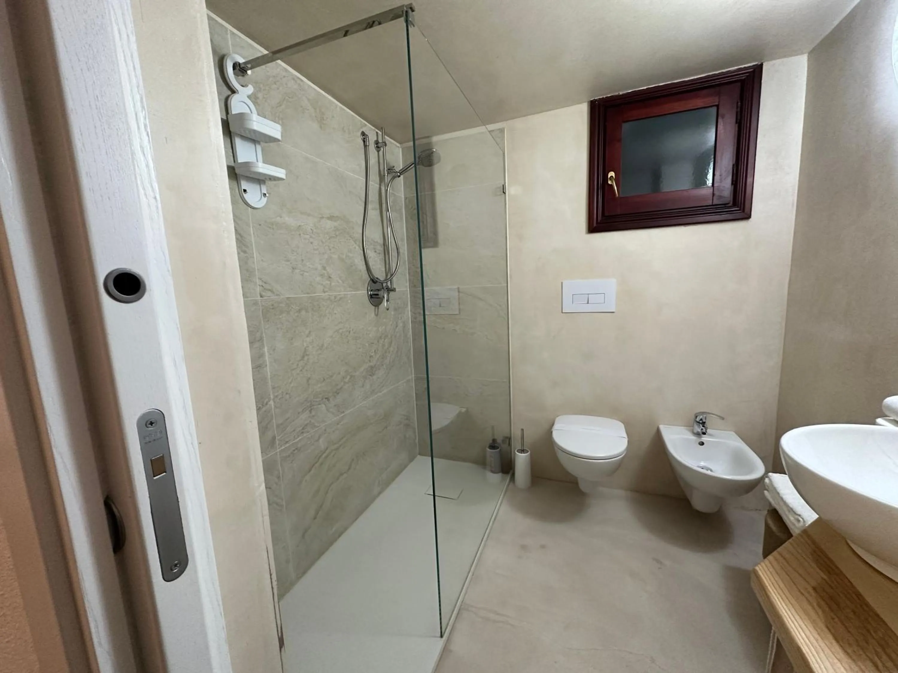 Hotel S'Ortale Possibilità di Parcheggio interno e Ristorante all'aperto