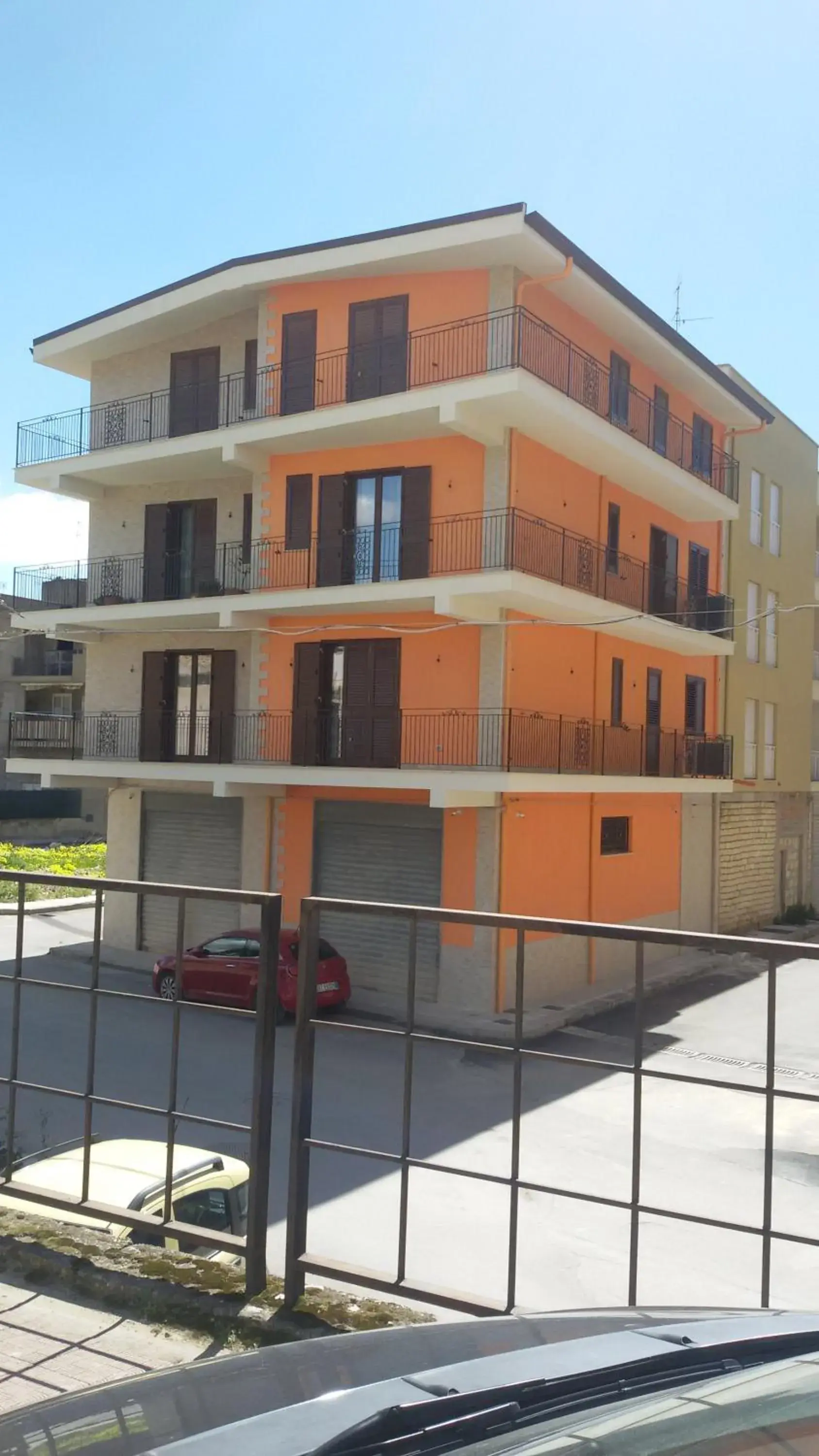 Property building in Daphnae House Property building in Daphnae House