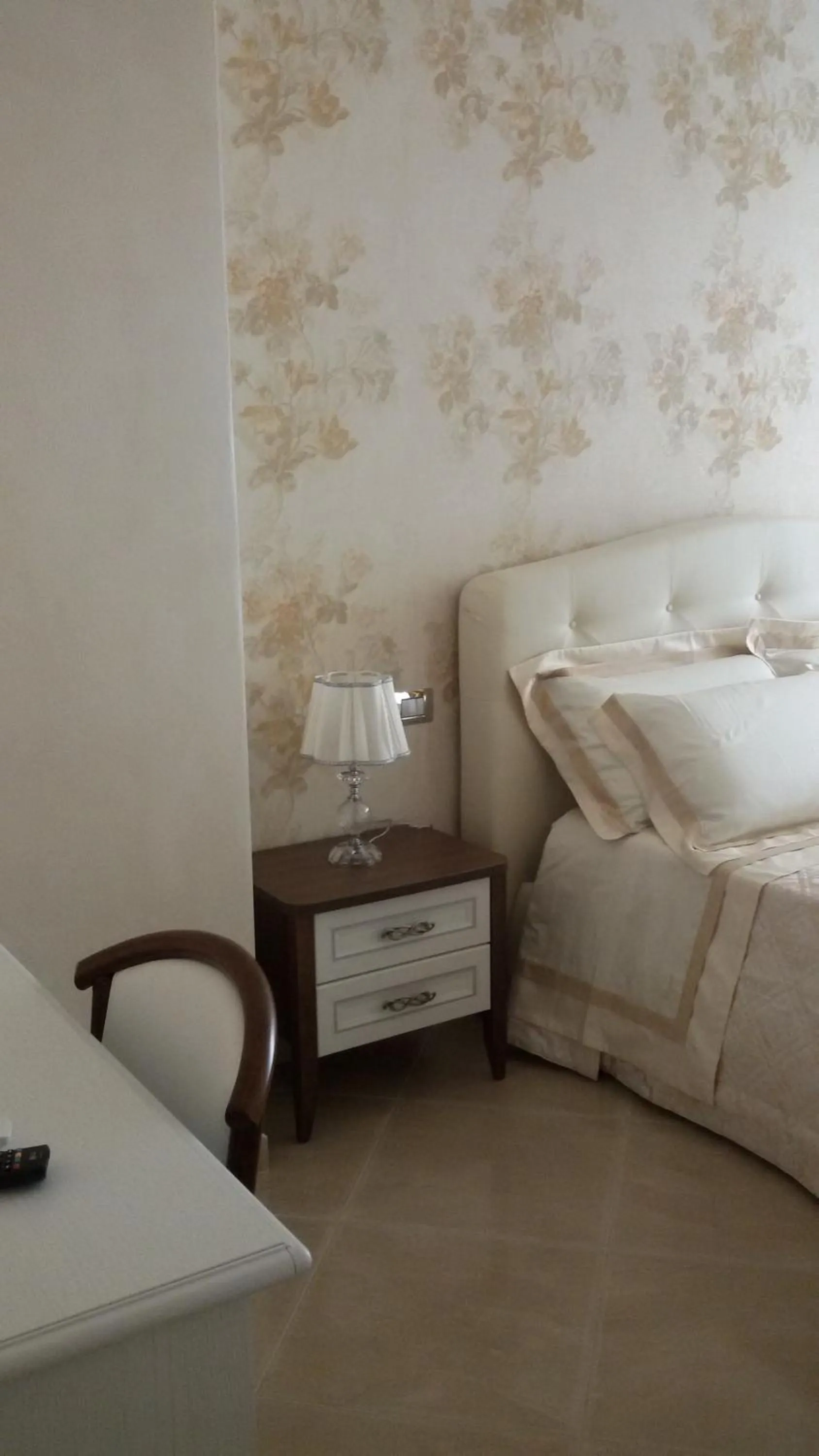 Other, Bed in Daphnae House