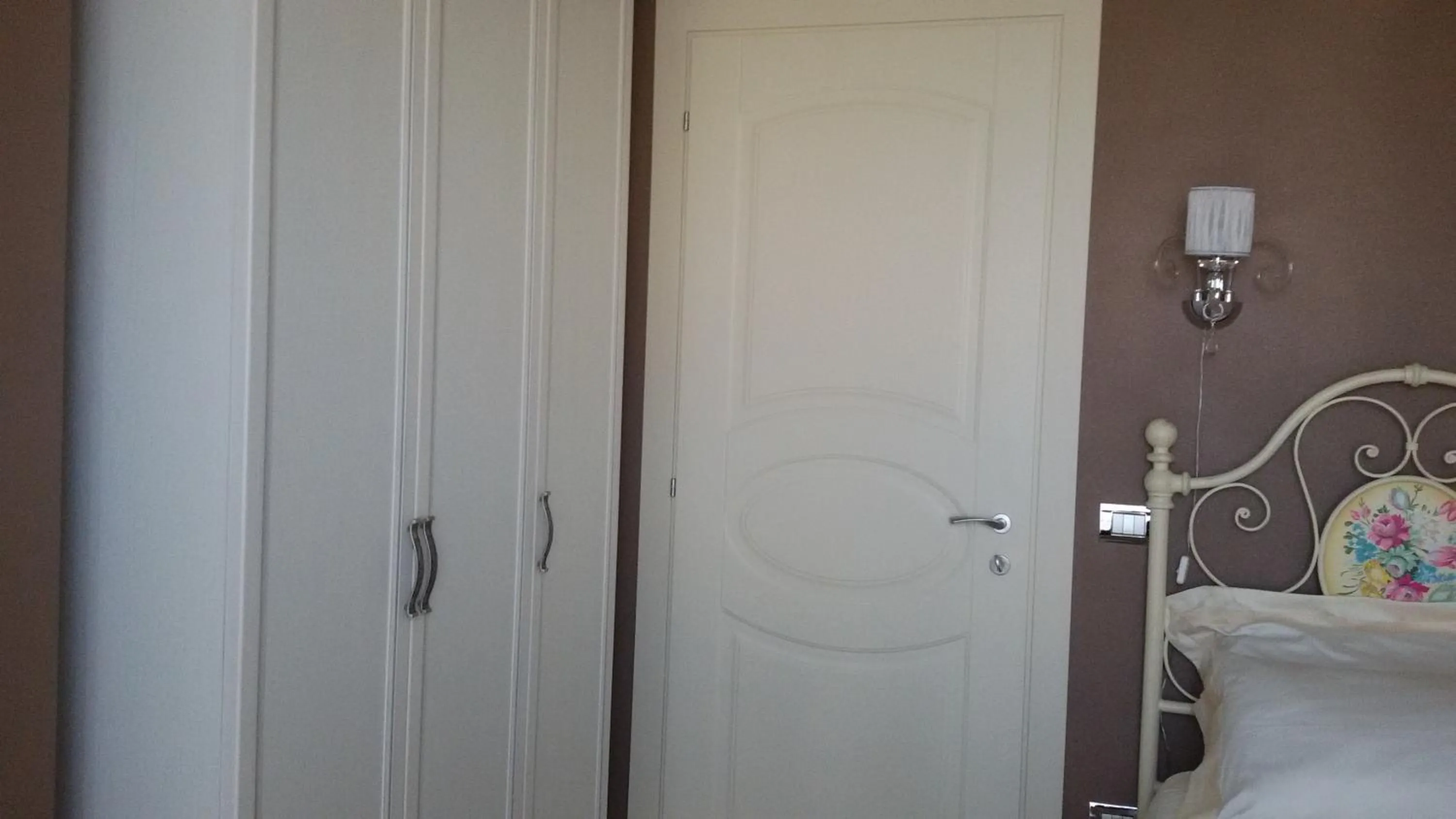 Other, Bed in Daphnae House