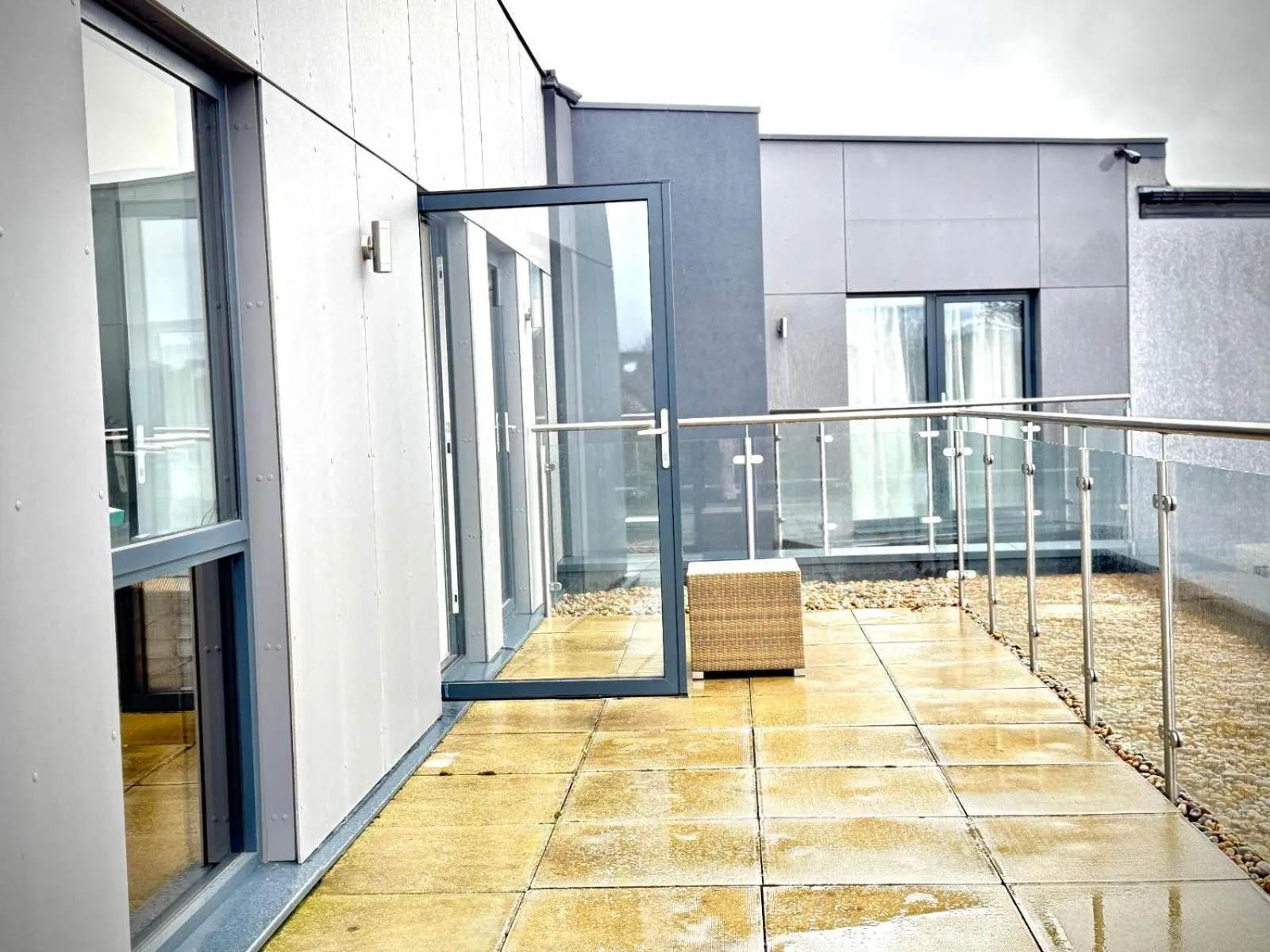 Hampton Suites Serviced Apartments