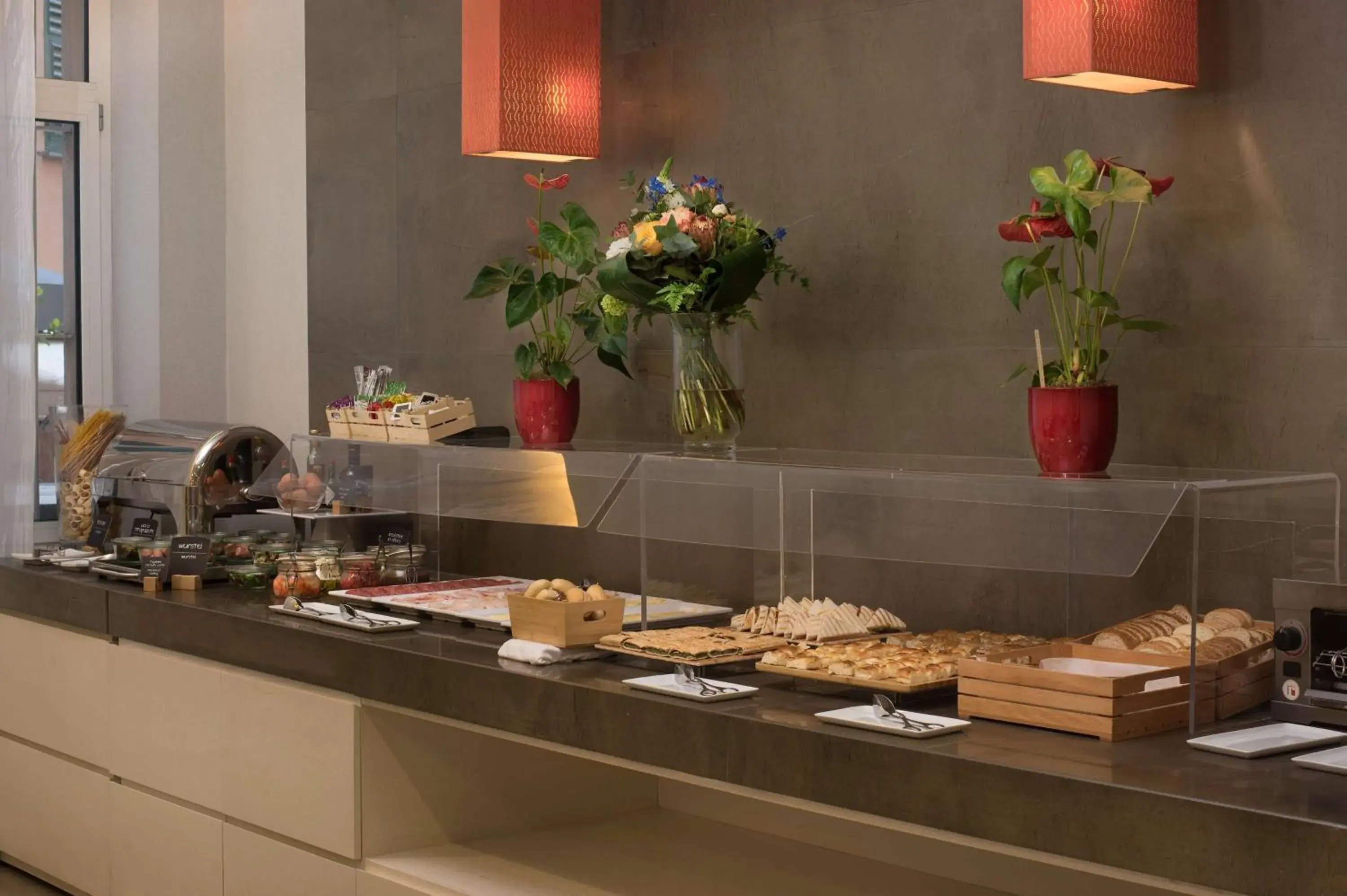 Breakfast in NH Genova Centro Breakfast in NH Genova Centro