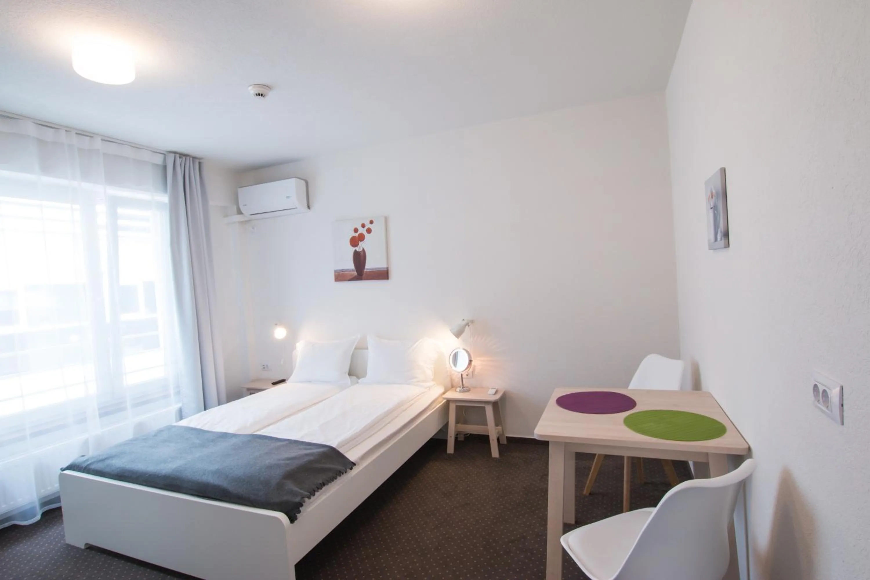 Studio with Balcony - single occupancy in Victoriei City Studios