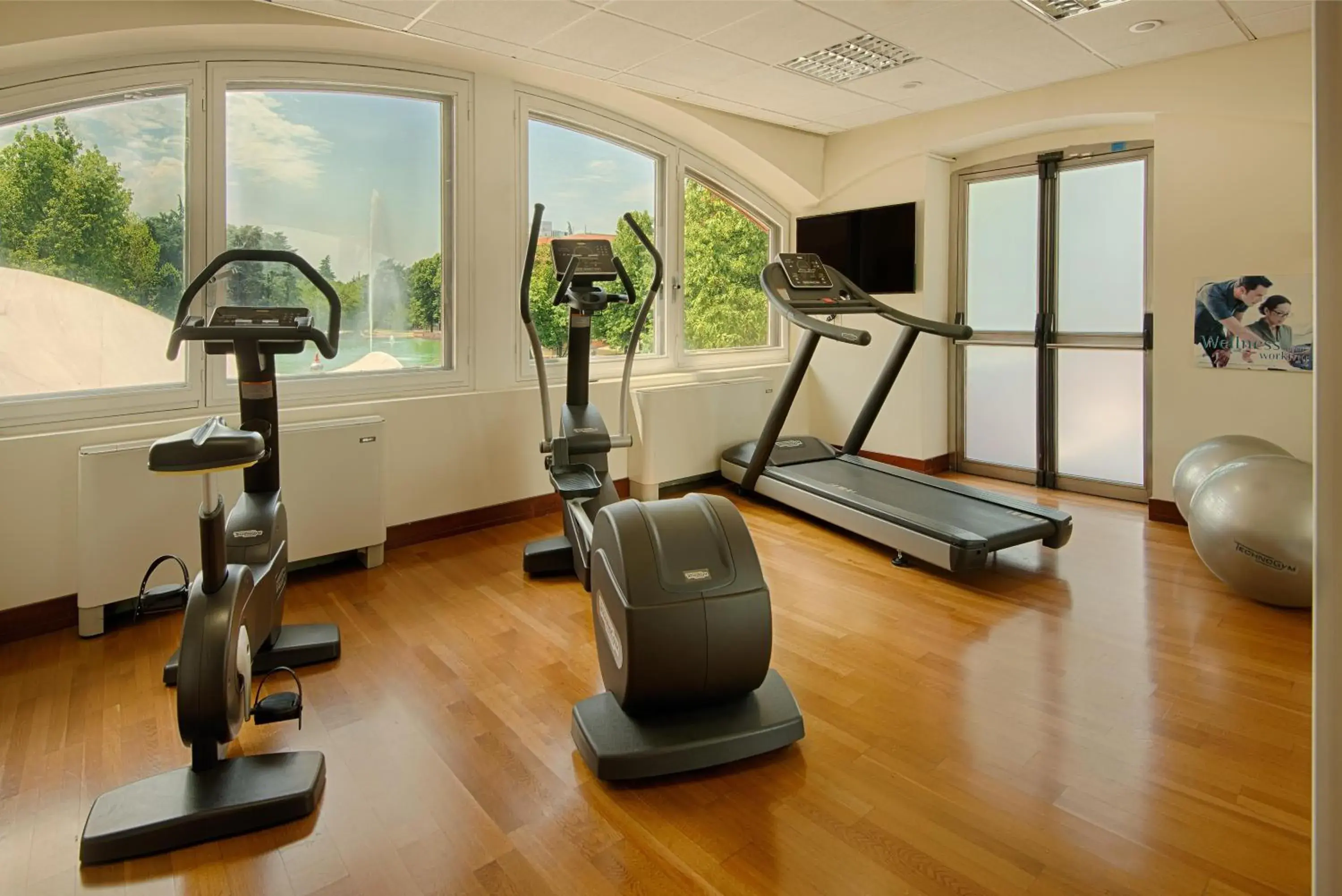 Fitness centre/facilities in NH Milano 2 Fitness centre/facilities in NH Milano 2