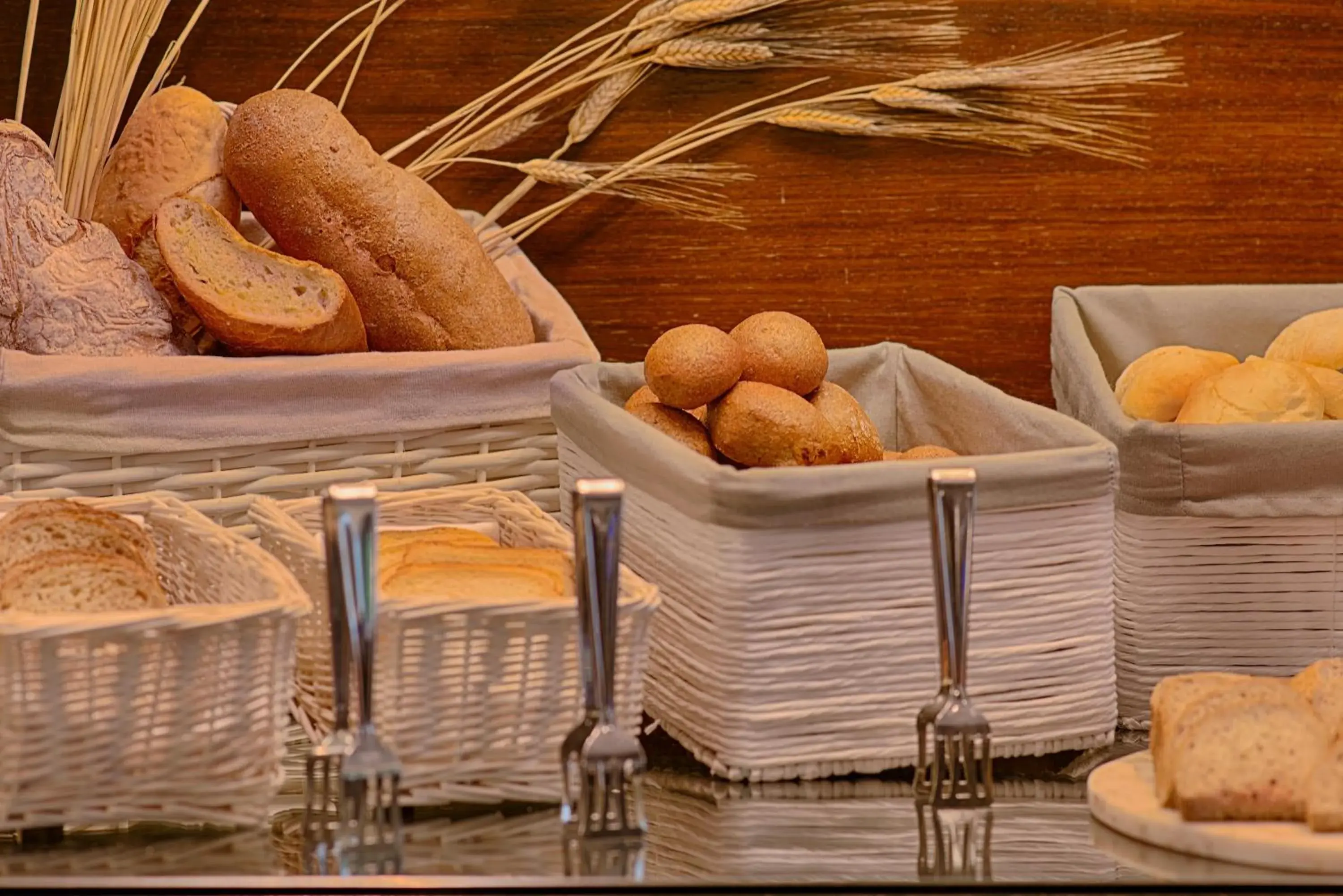 Restaurant/places to eat in NH Milano 2 Restaurant/places to eat in NH Milano 2