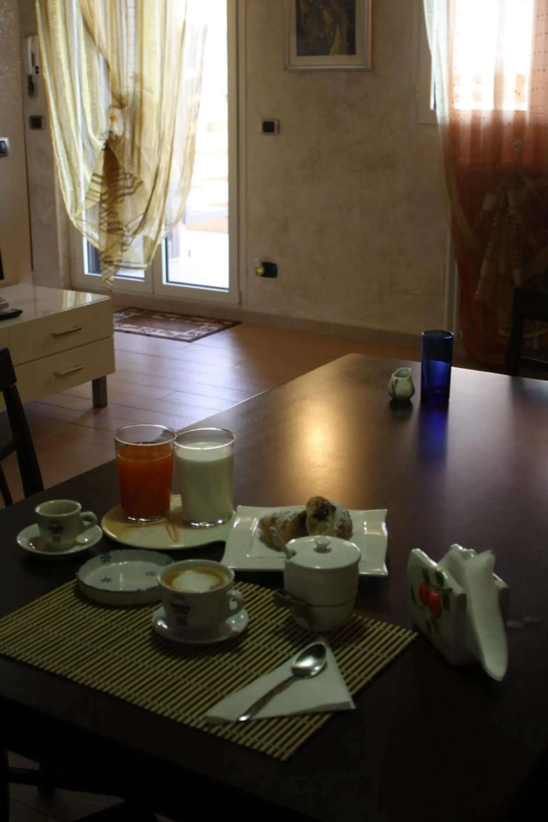 Triple Room with Private Bathroom - single occupancy in Casa-B&B Bouganville Attico 85 mq Triple Room with Private Bathroom - single occupancy in Casa-B&B Bouganville Attico 85 mq