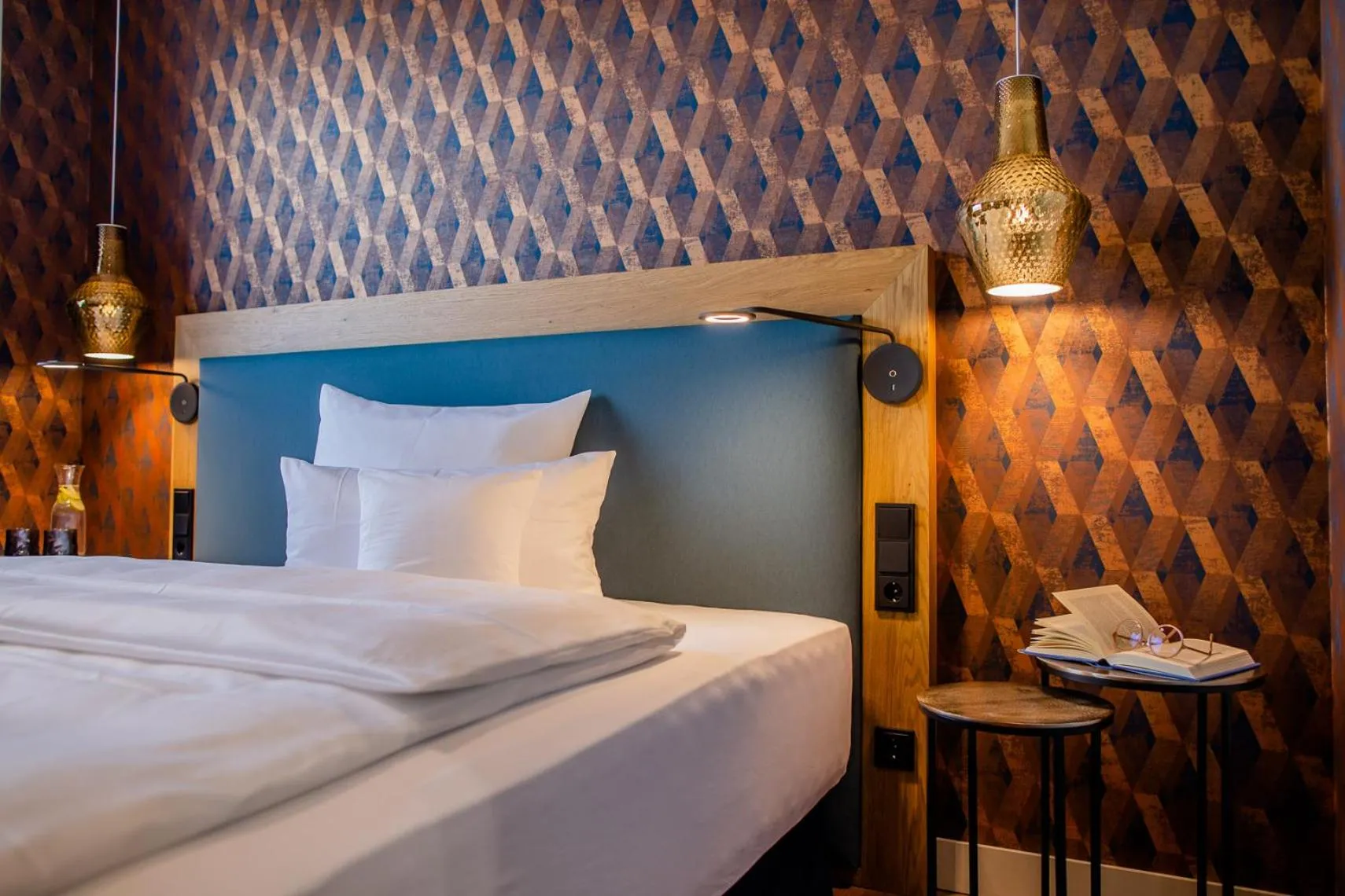 Bed in Seehotel Niedernberg - Das Dorf am See