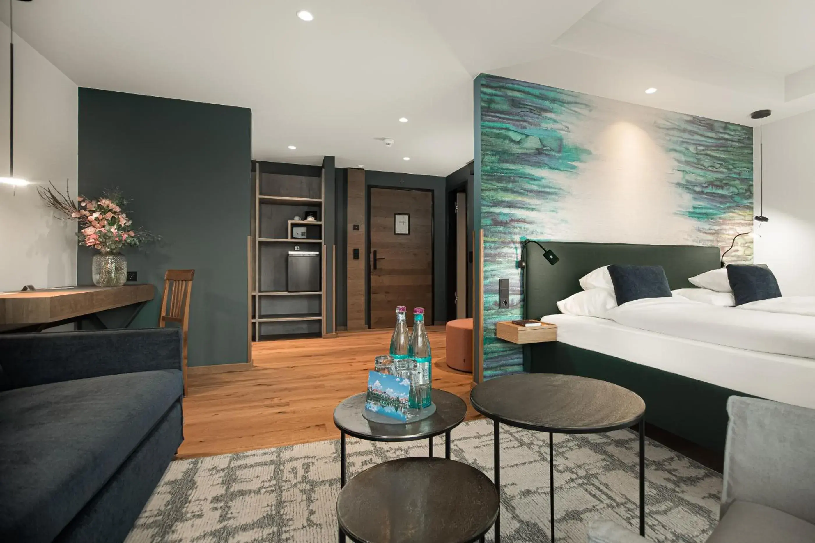 Deluxe Double Room with Balcony in Seehotel Niedernberg - Das Dorf am See Deluxe Double Room with Balcony in Seehotel Niedernberg - Das Dorf am See