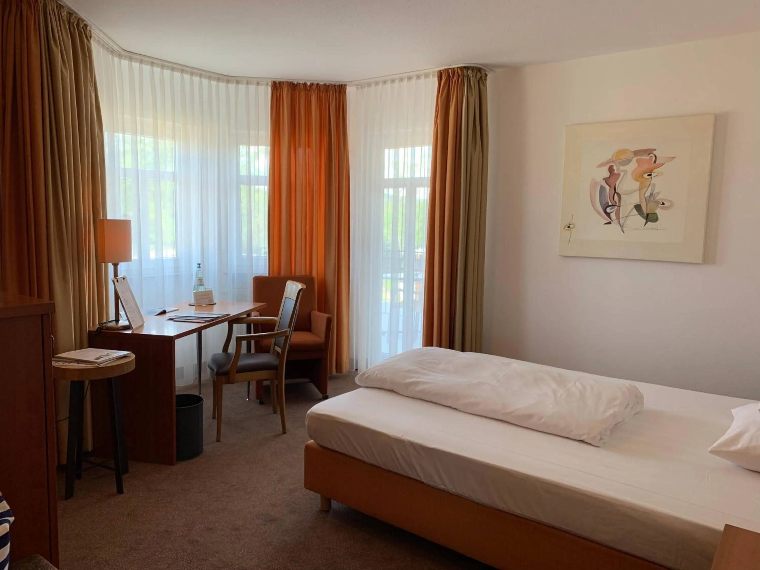 Bed in Seehotel Niedernberg - Das Dorf am See