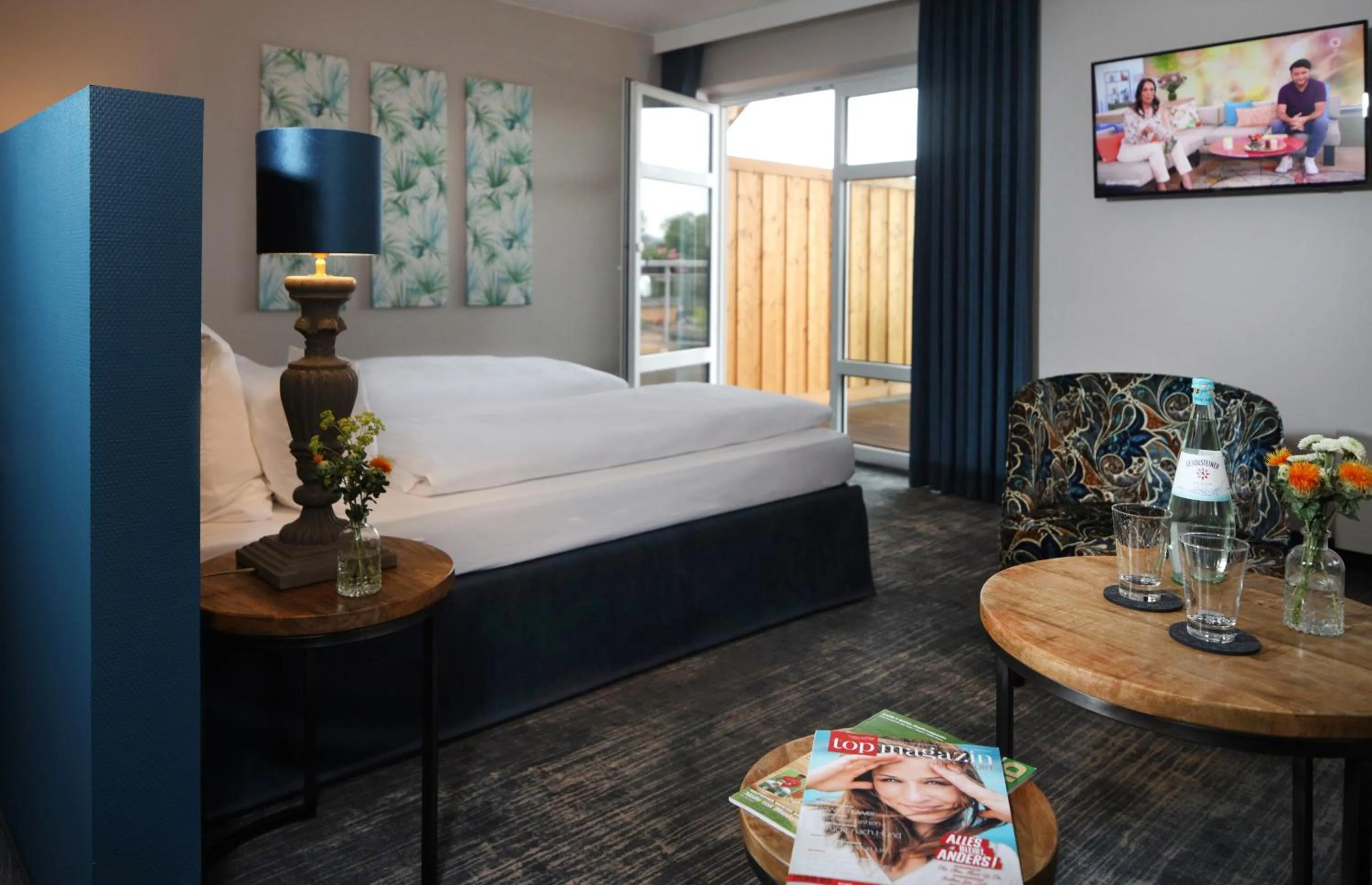 Staff, Bed in Seehotel Niedernberg - Das Dorf am See