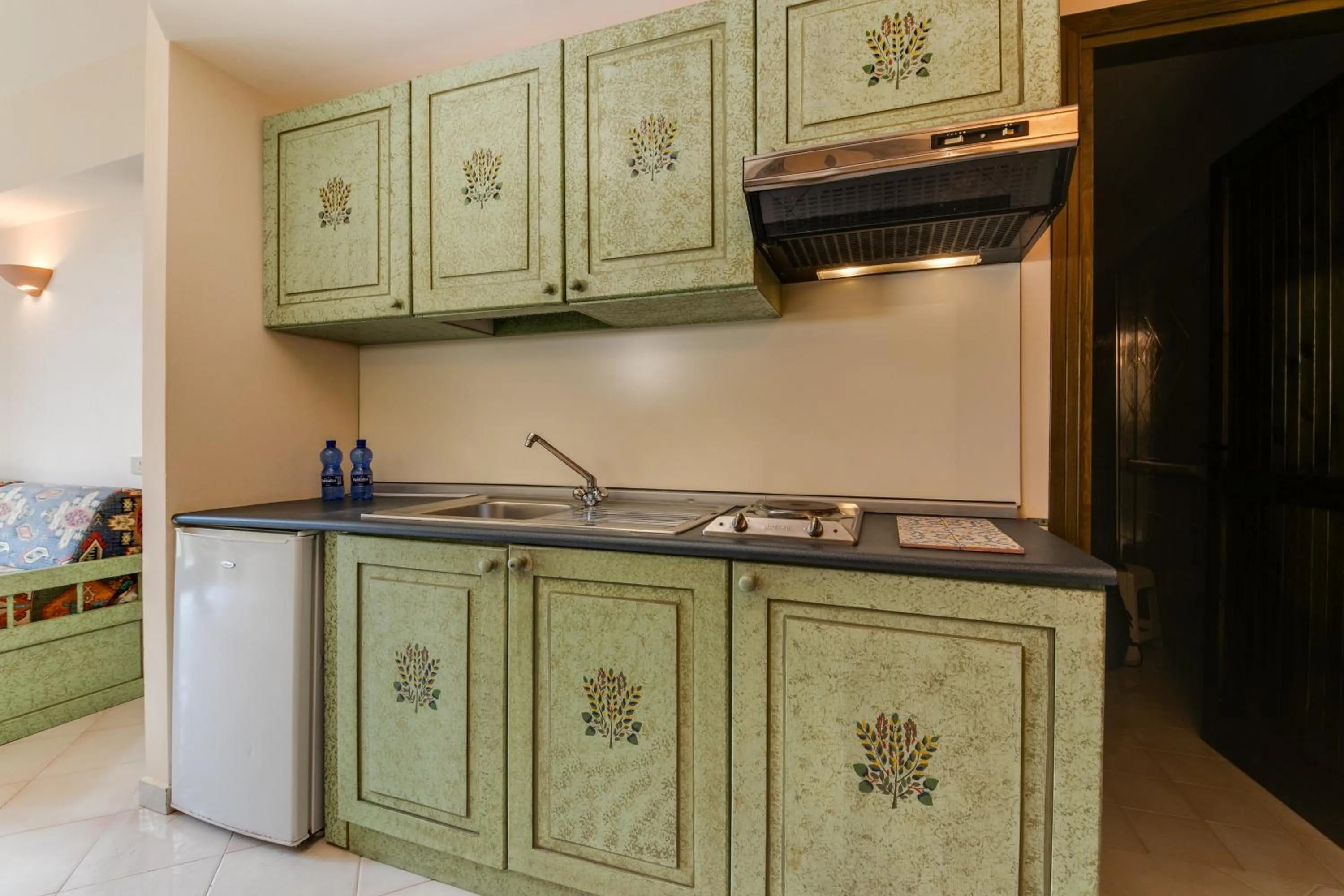 Kitchen or kitchenette in Phi Hotel La Tonnara di Bonagia