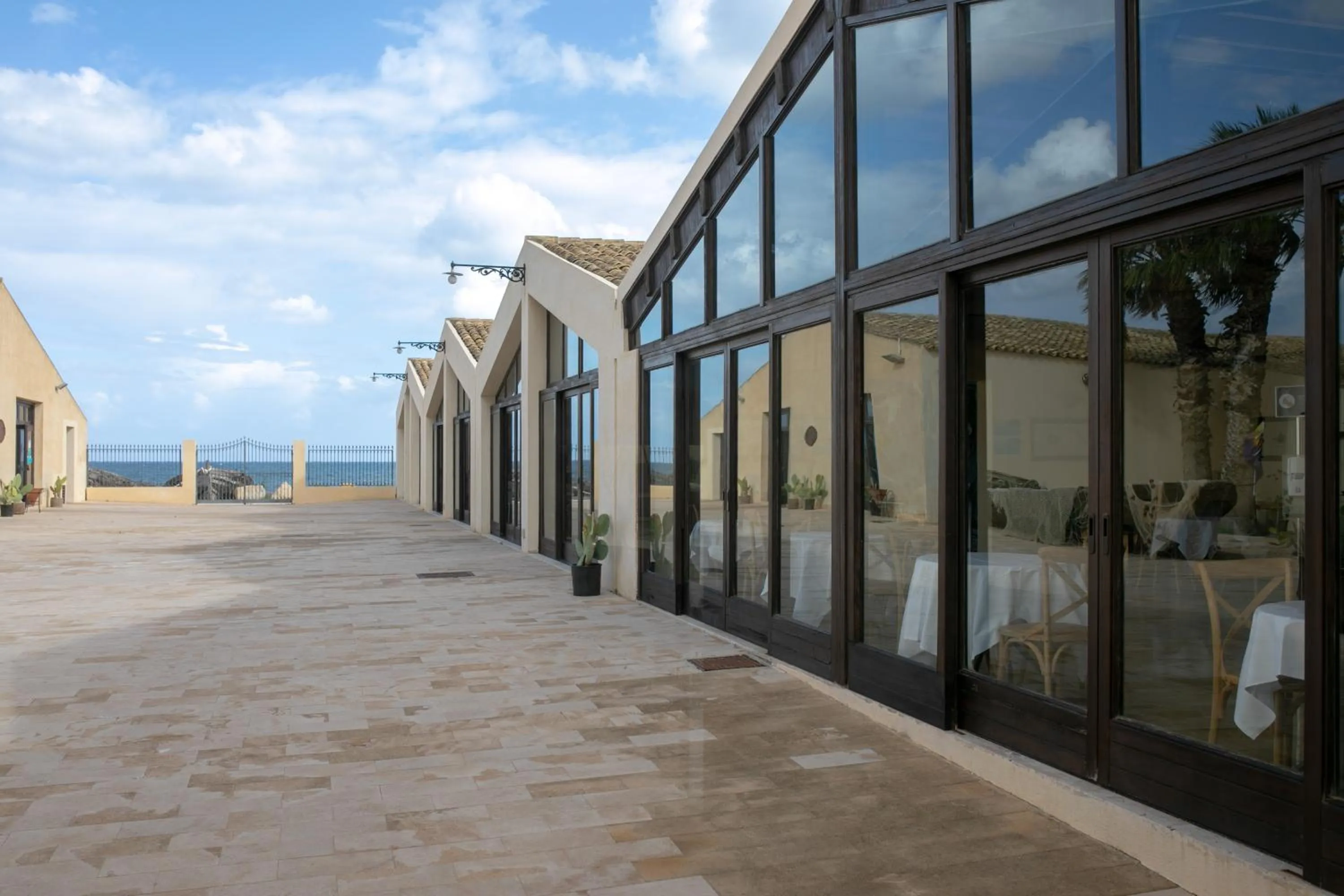 Property building in Phi Hotel La Tonnara di Bonagia