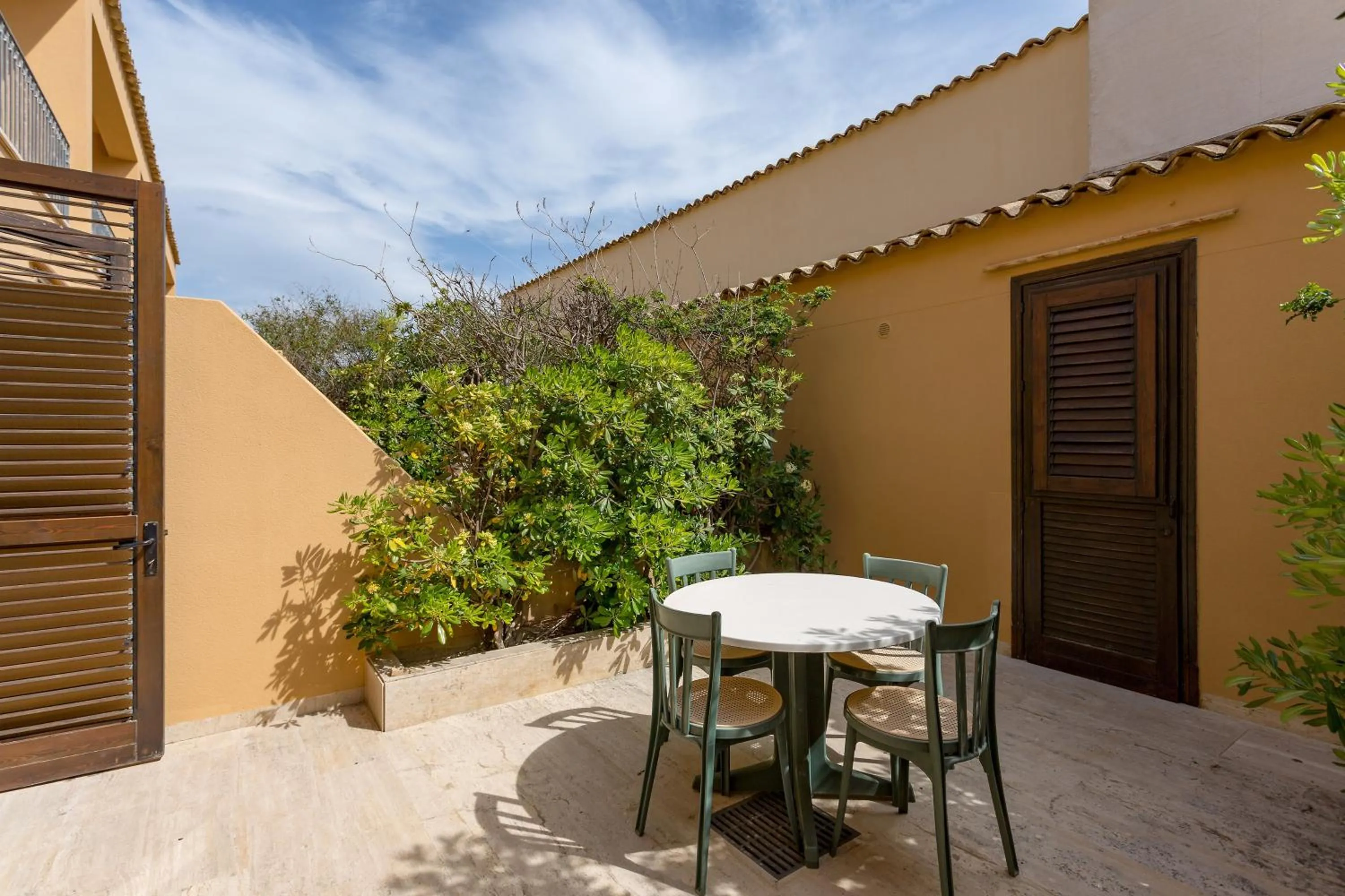 Patio in Phi Hotel La Tonnara di Bonagia