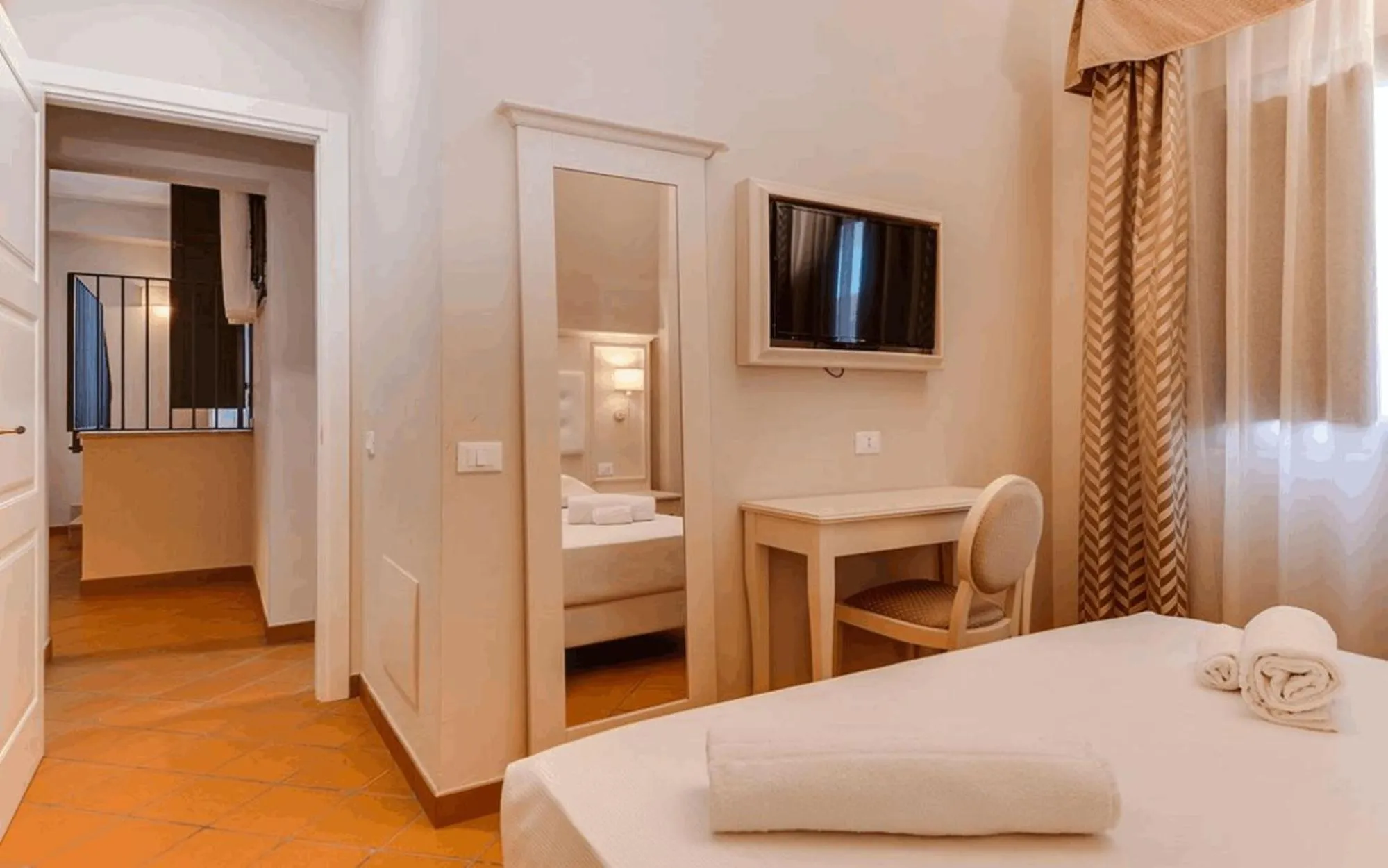 TV and multimedia, Bed in Phi Hotel La Tonnara di Bonagia