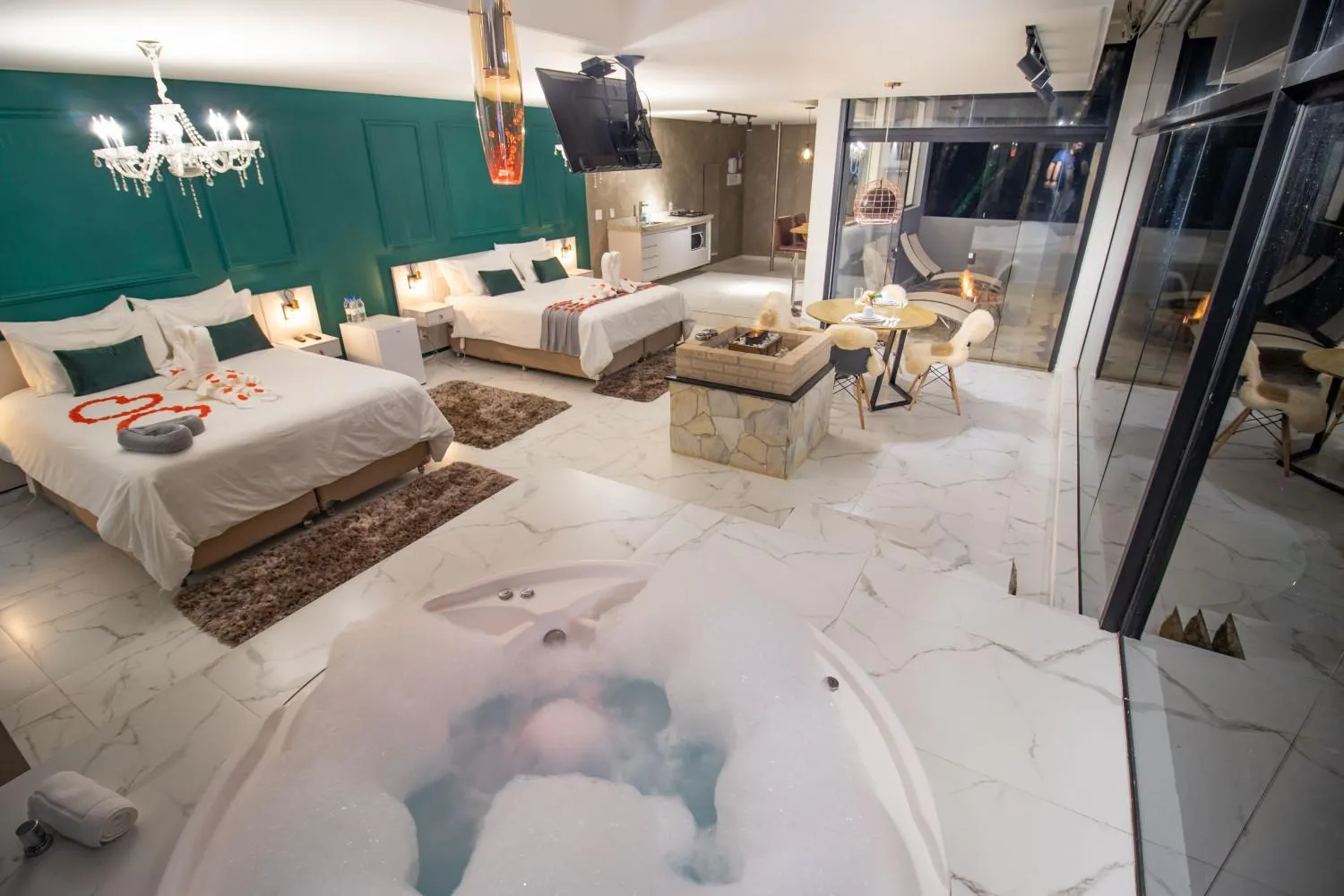 Photo of the whole room, Bed in Resort Magnifico