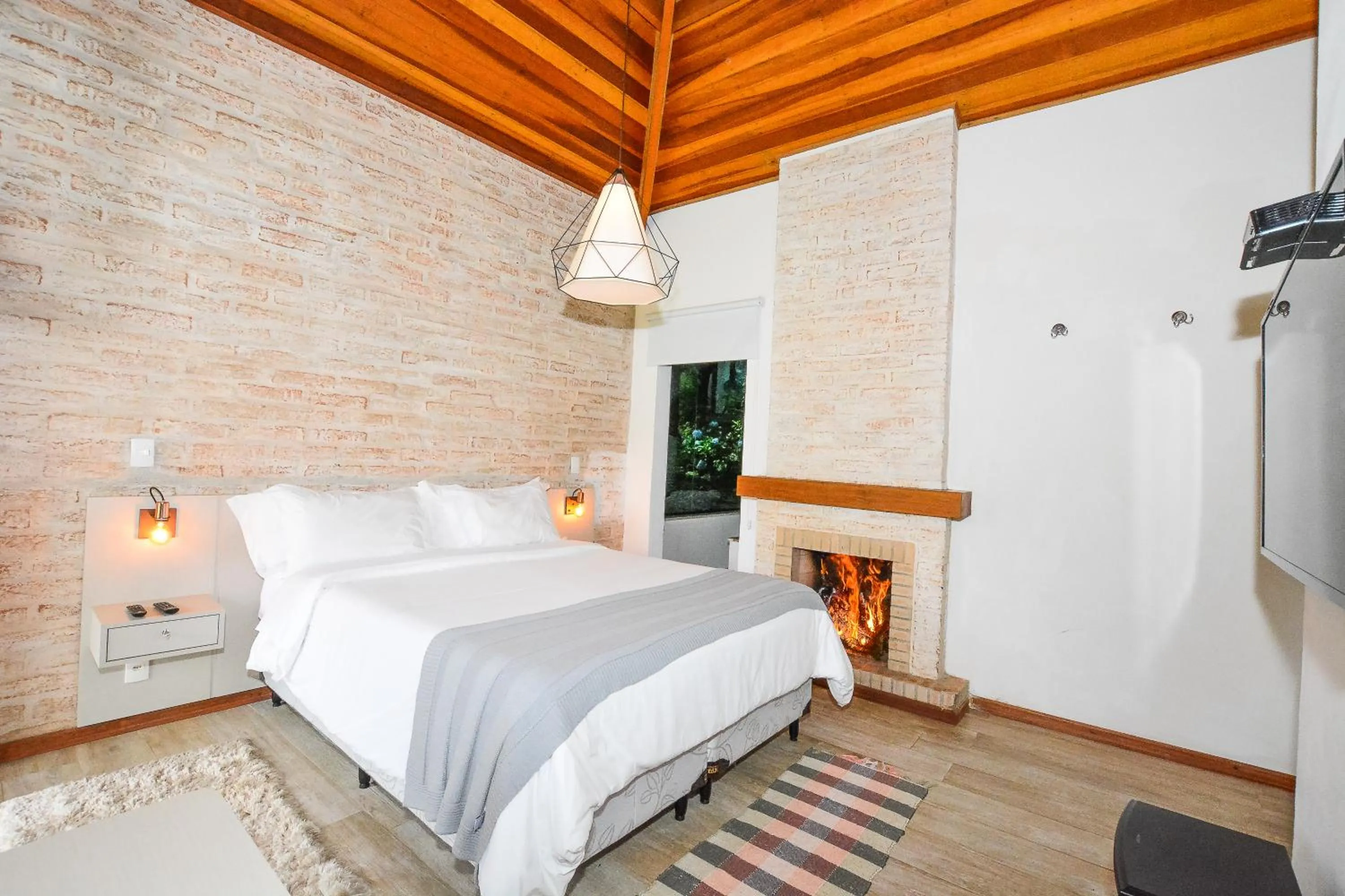 Bedroom, Bed in Resort Magnifico