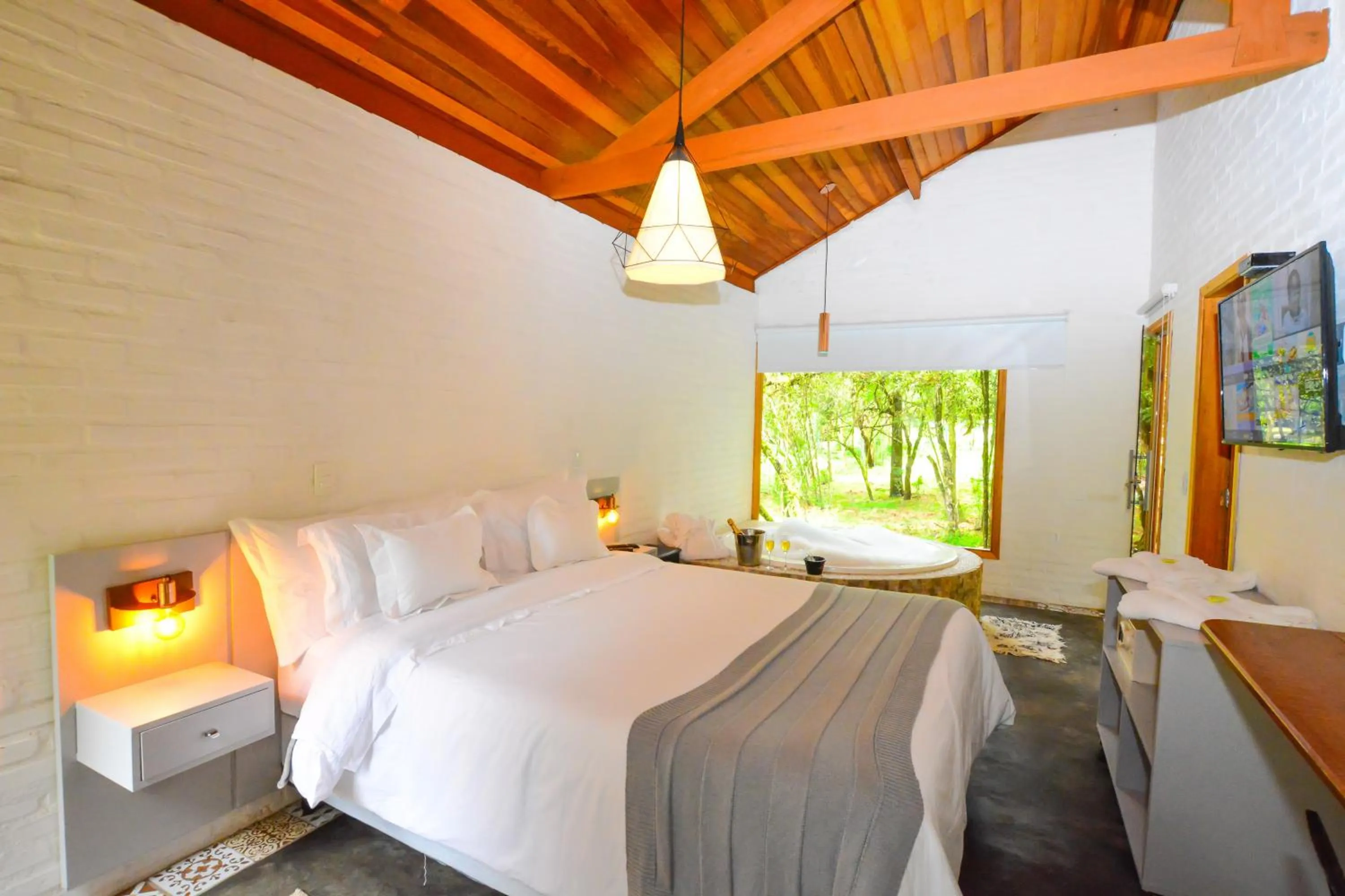 Photo of the whole room, Bed in Resort Magnifico