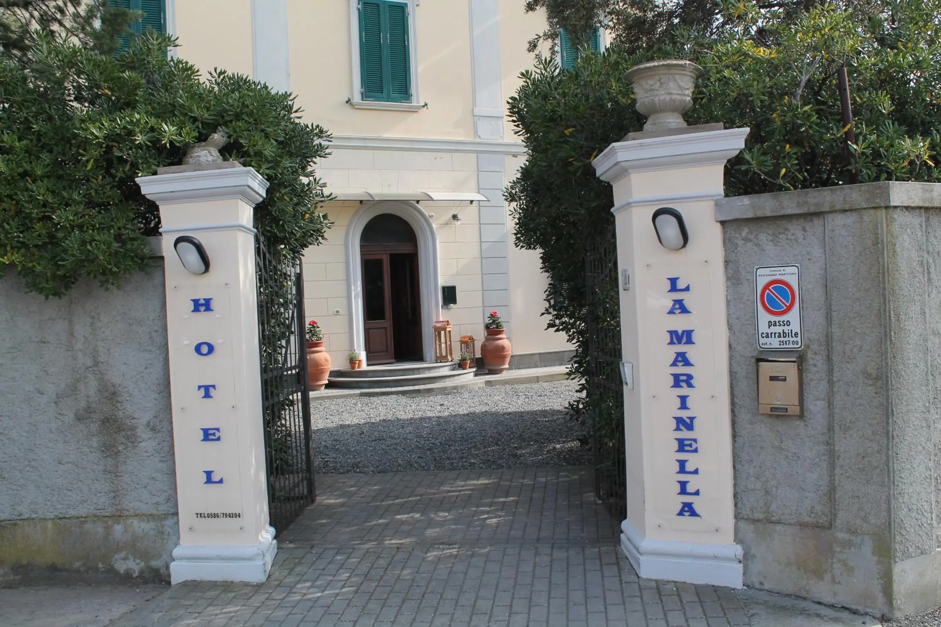 Hotel La Marinella Hotel La Marinella