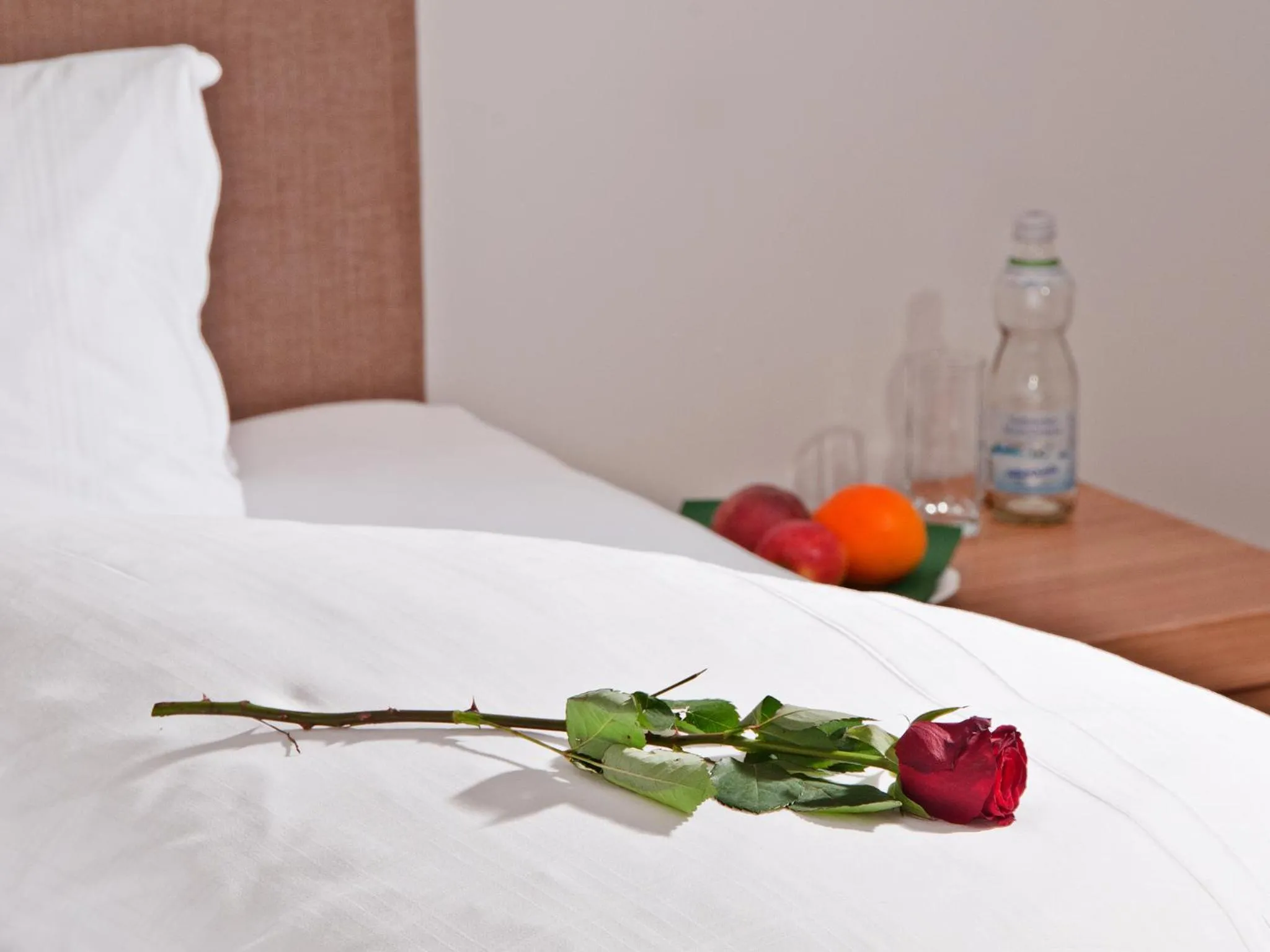 Bedroom, Bed in Hotel Neuwirt