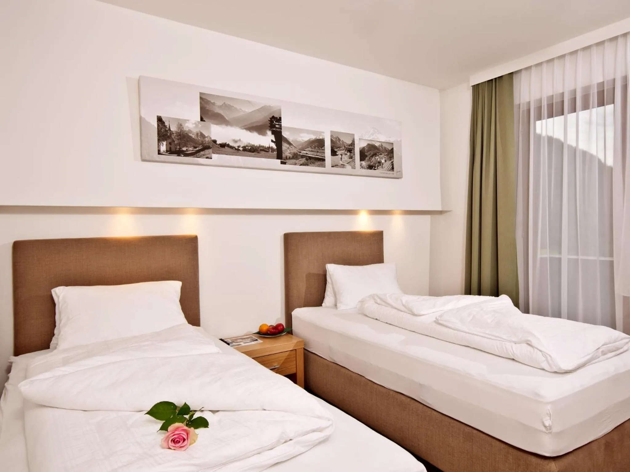 Bedroom, Bed in Hotel Neuwirt