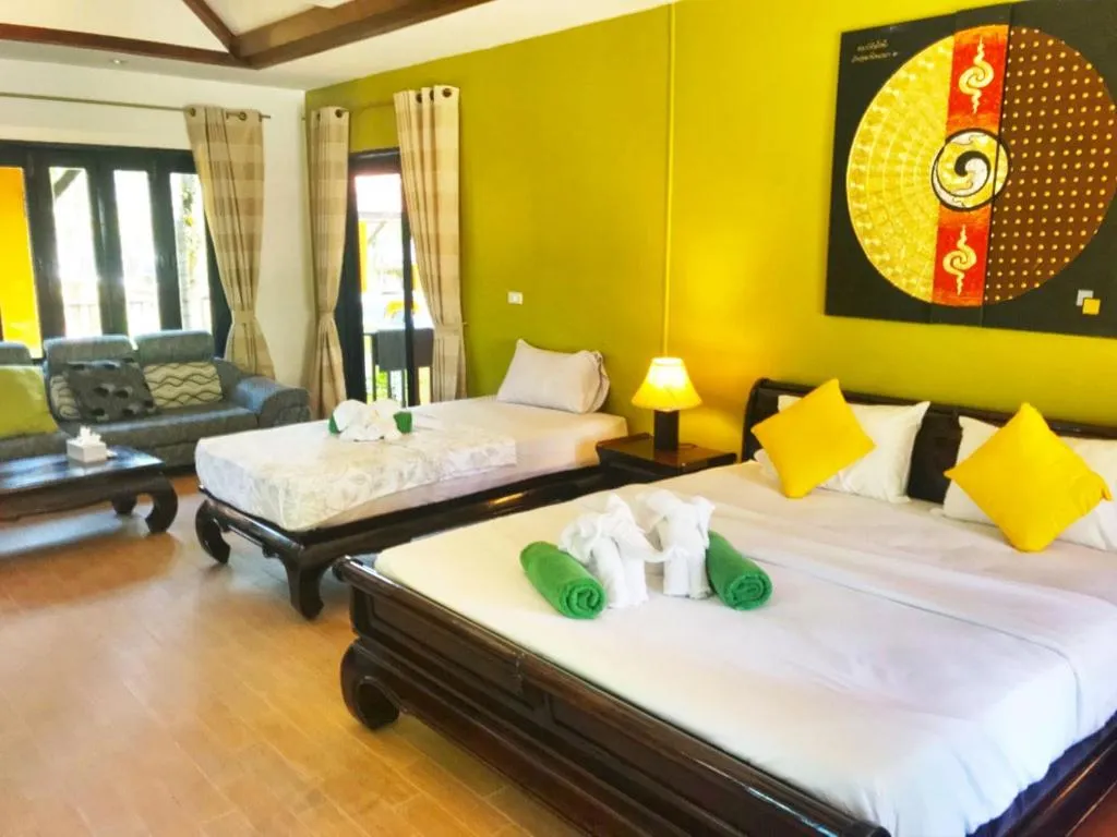 Photo of the whole room, Bed in Villa Chaya