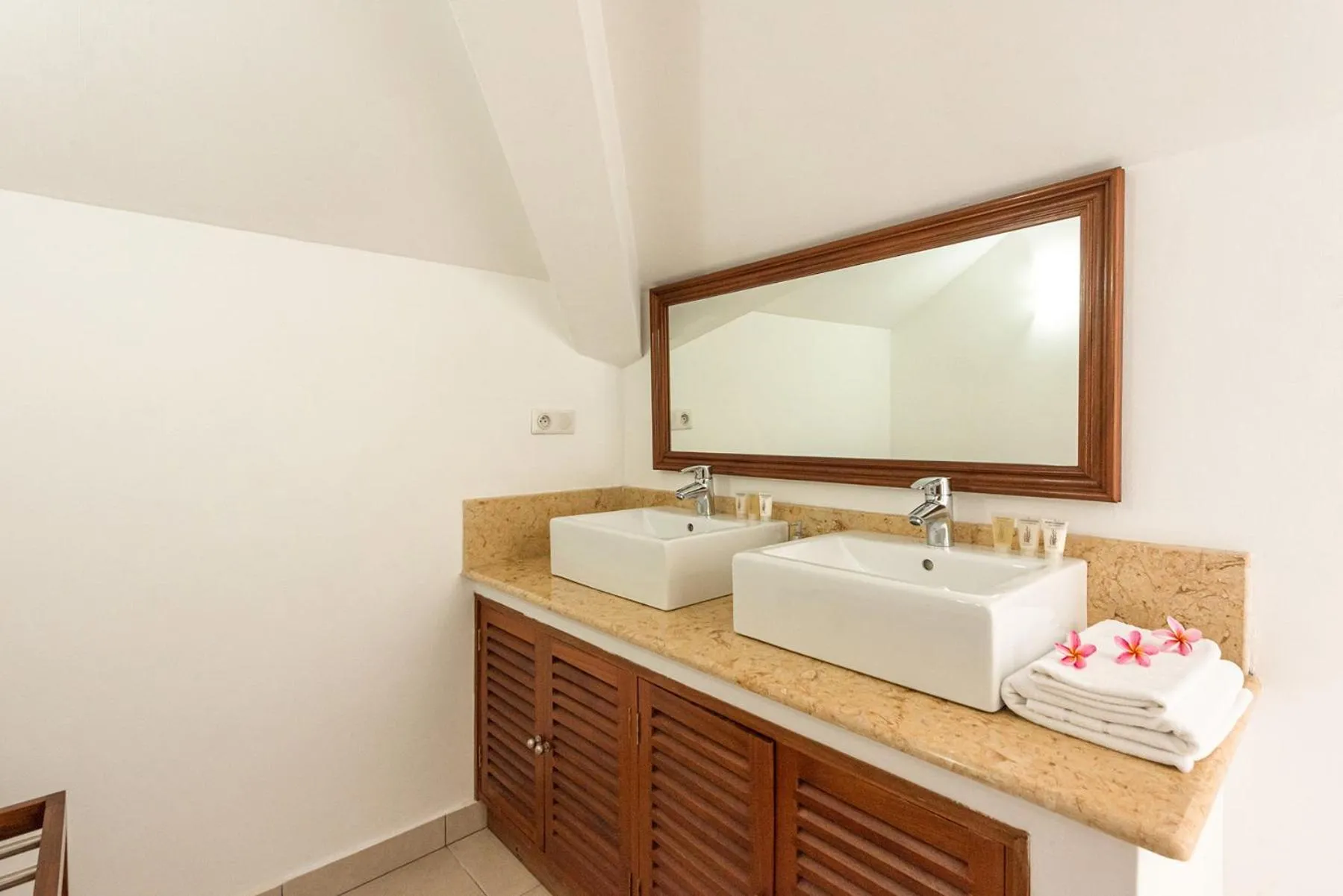 Bathroom in Maison D’hôtes Coignet