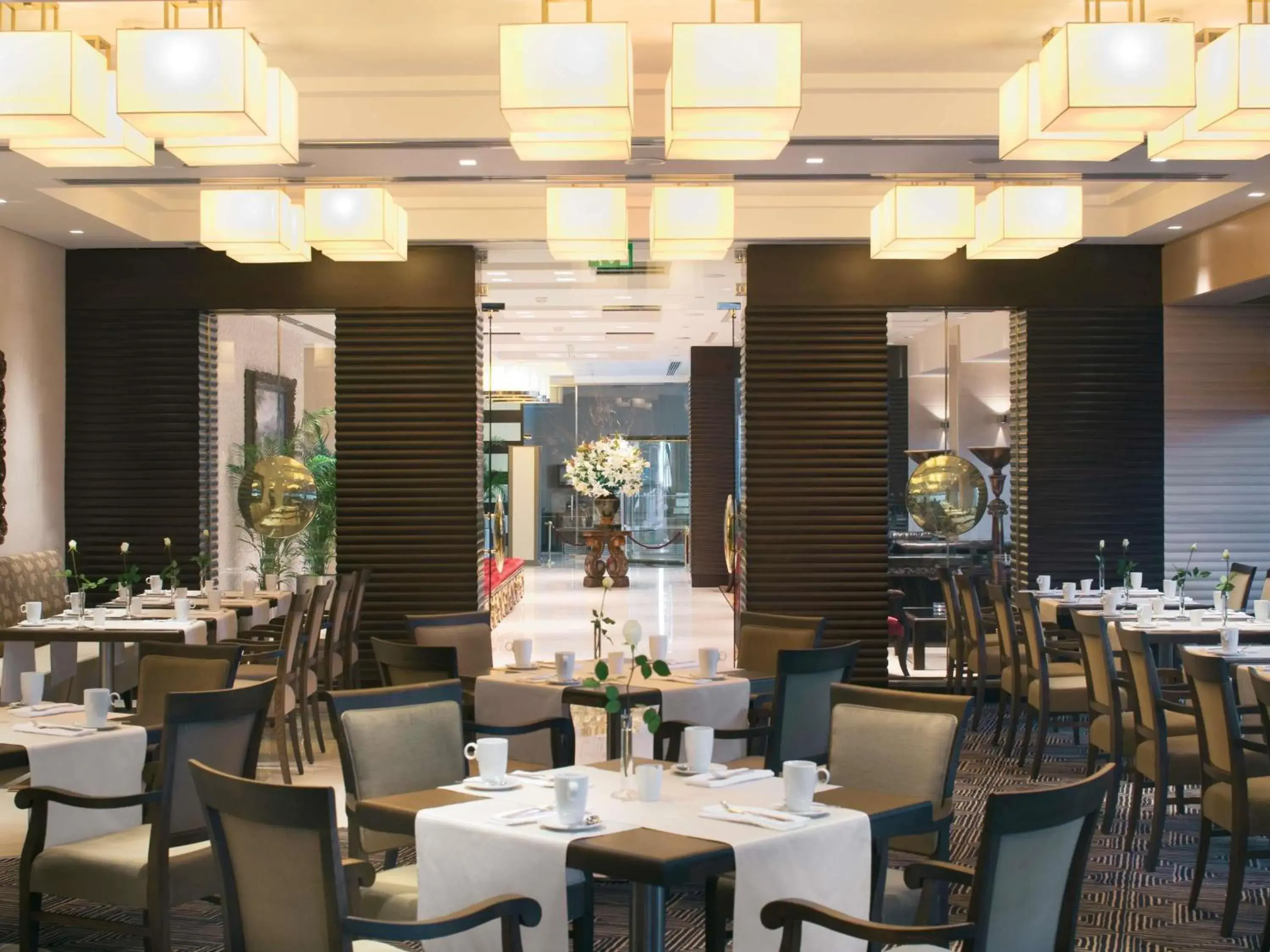 Restaurant/places to eat in Mövenpick Hotel Izmir Restaurant/places to eat in Mövenpick Hotel Izmir