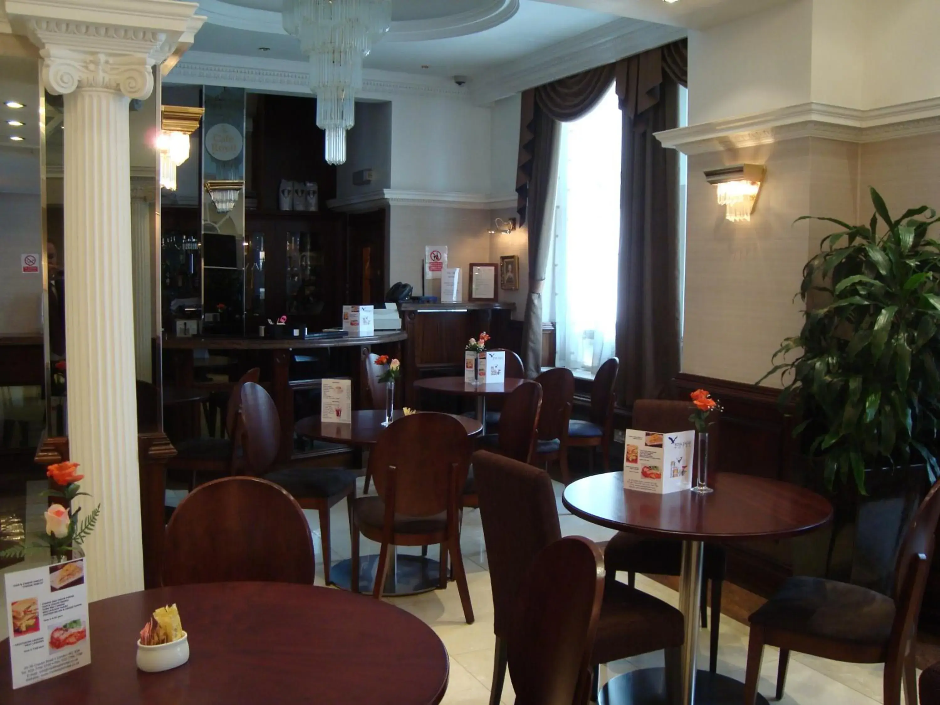 Restaurant/places to eat in Royal Eagle Hotel Restaurant/places to eat in Royal Eagle Hotel