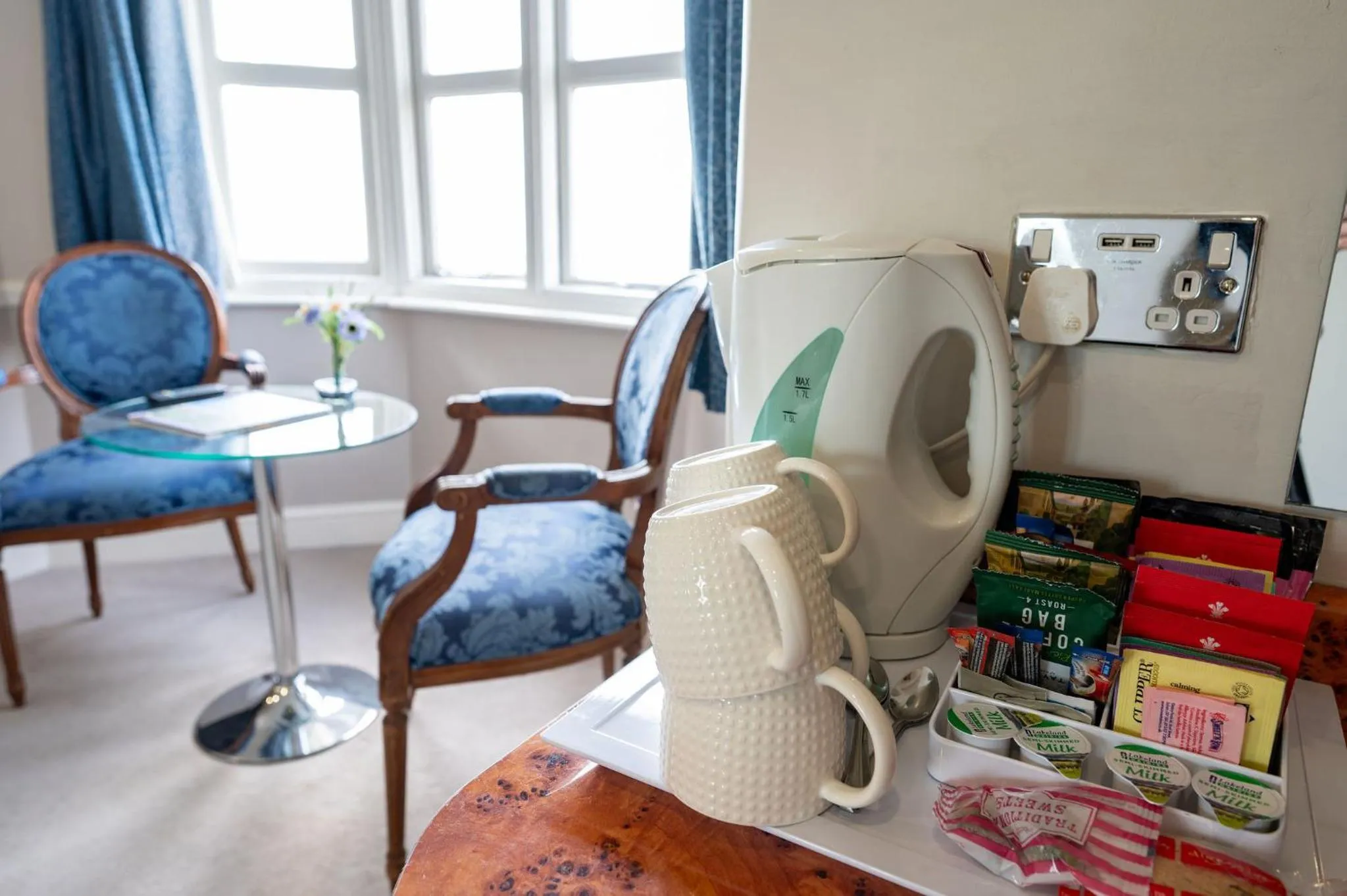 Coffee/tea facilities in The Lanes Hotel