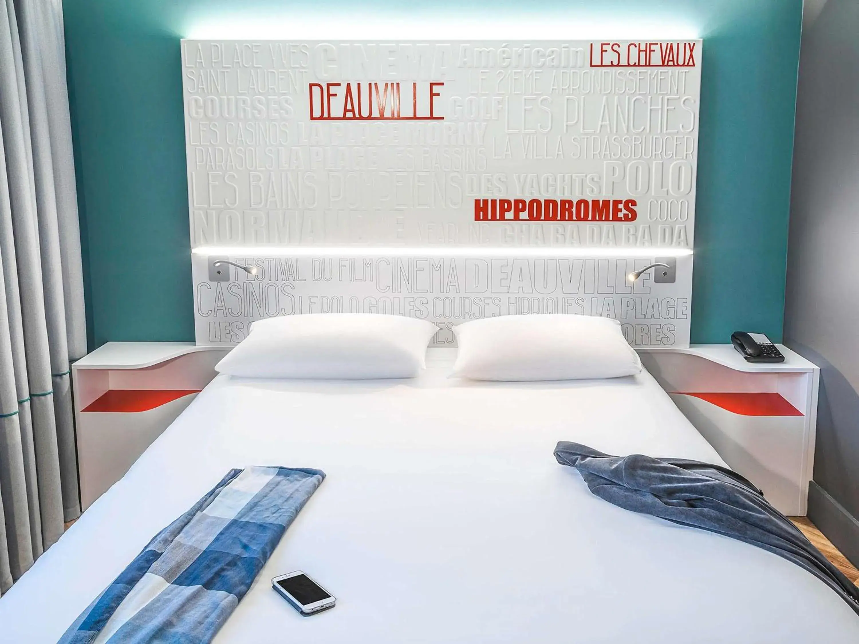 Bedroom, Bed in ibis Styles Deauville Centre Bedroom, Bed in ibis Styles Deauville Centre