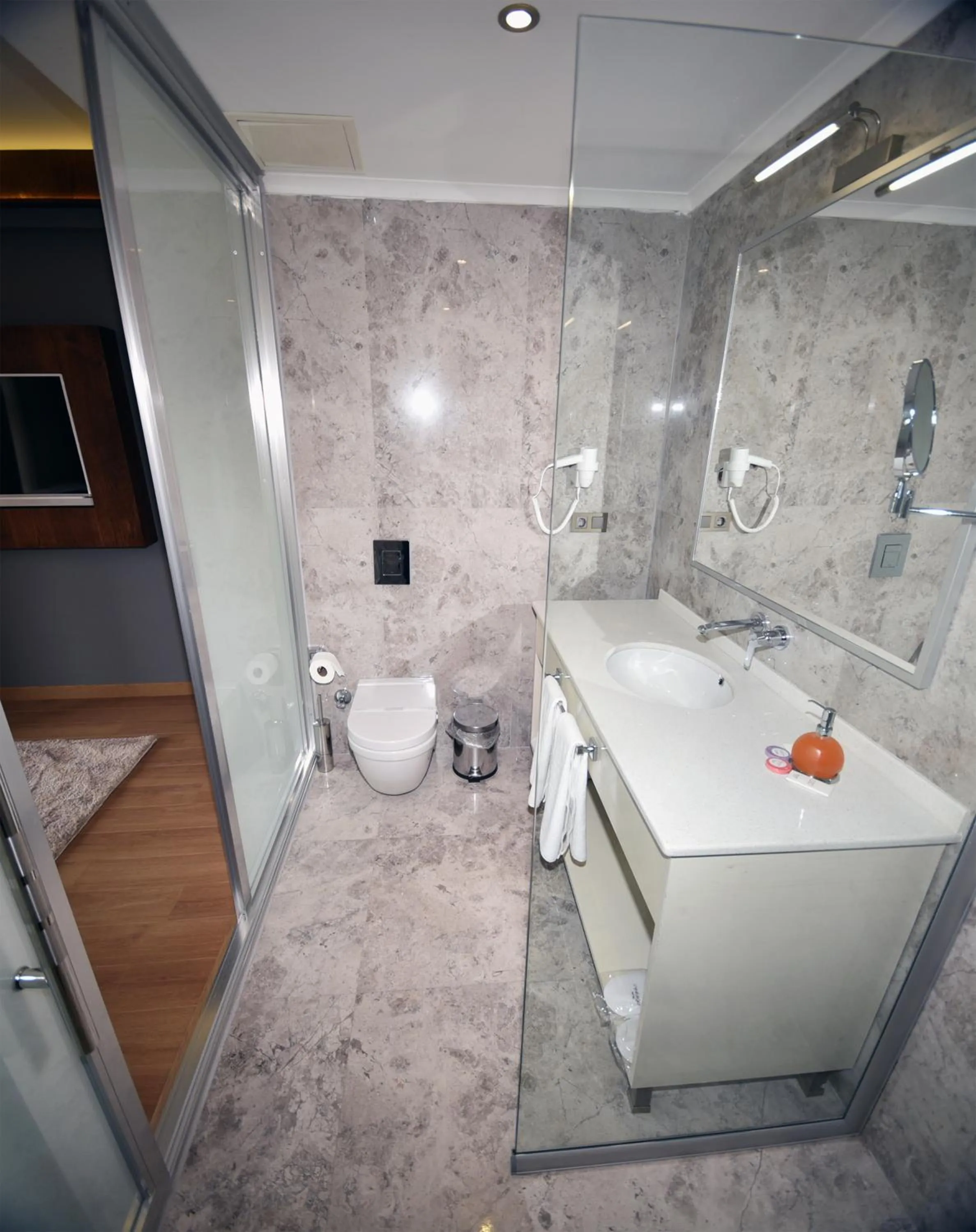 Toilet in The Elegant Hotel