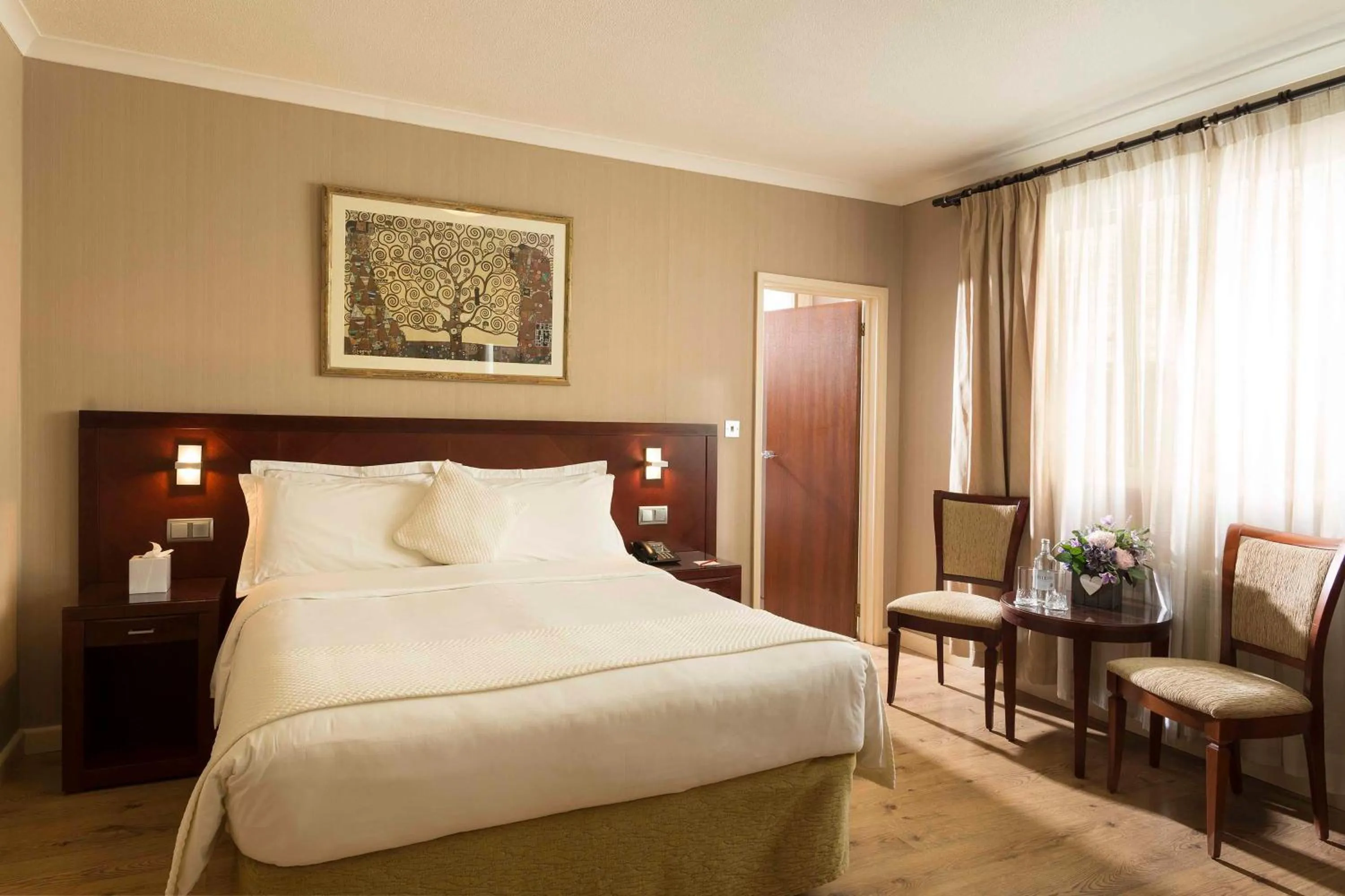 Bed in The Savoy Jersey