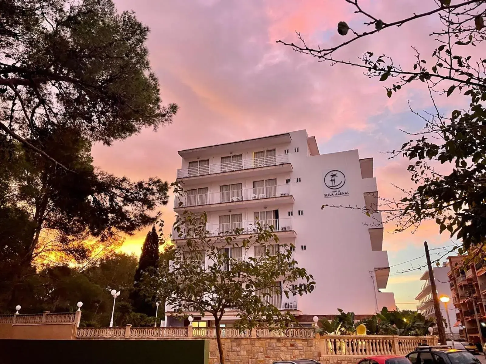 Property building in Hotel Selva Arenal Property building in Hotel Selva Arenal