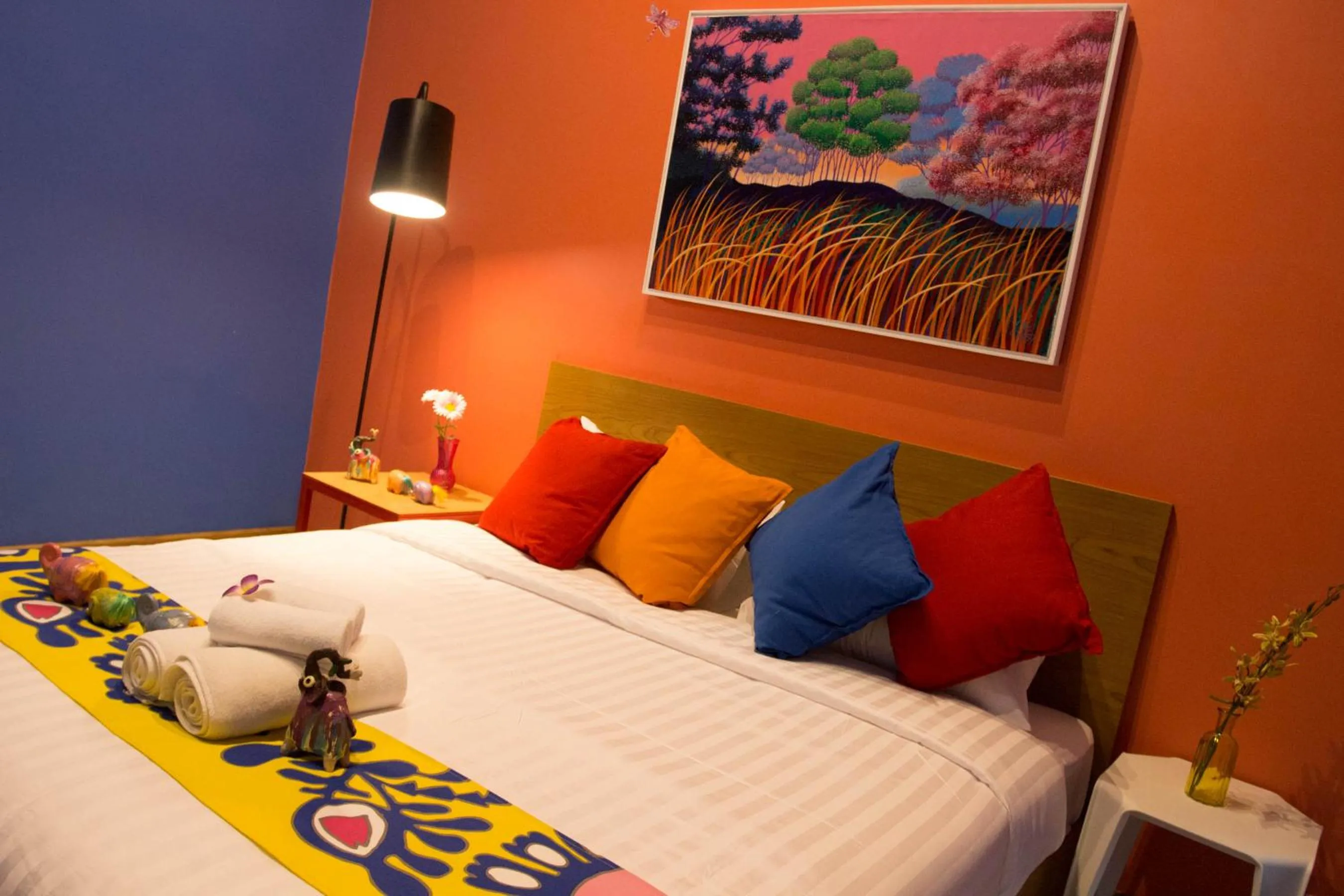 Bedroom, Bed in Non Nid Non Noi Design Residence