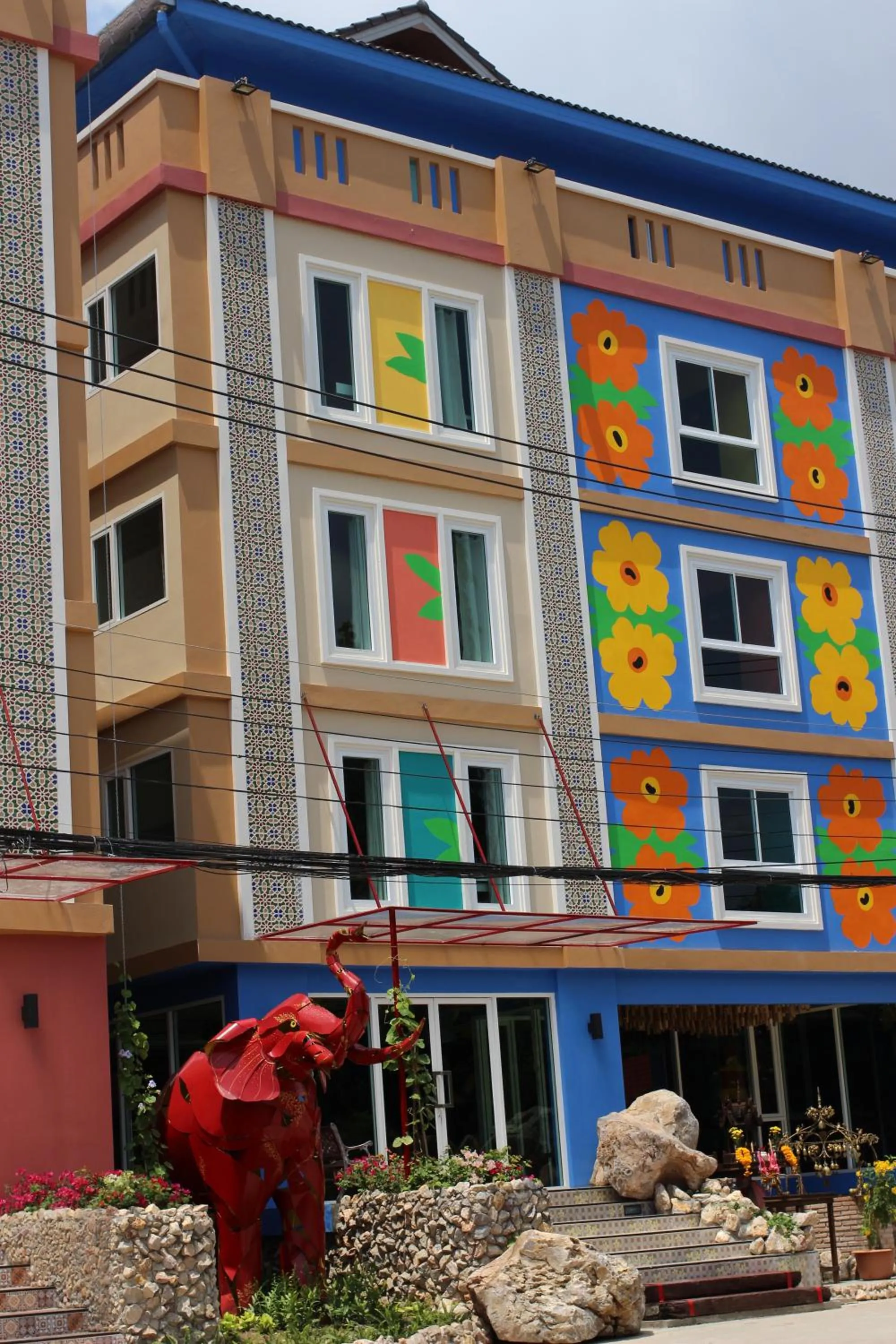 Property building in Non Nid Non Noi Design Residence