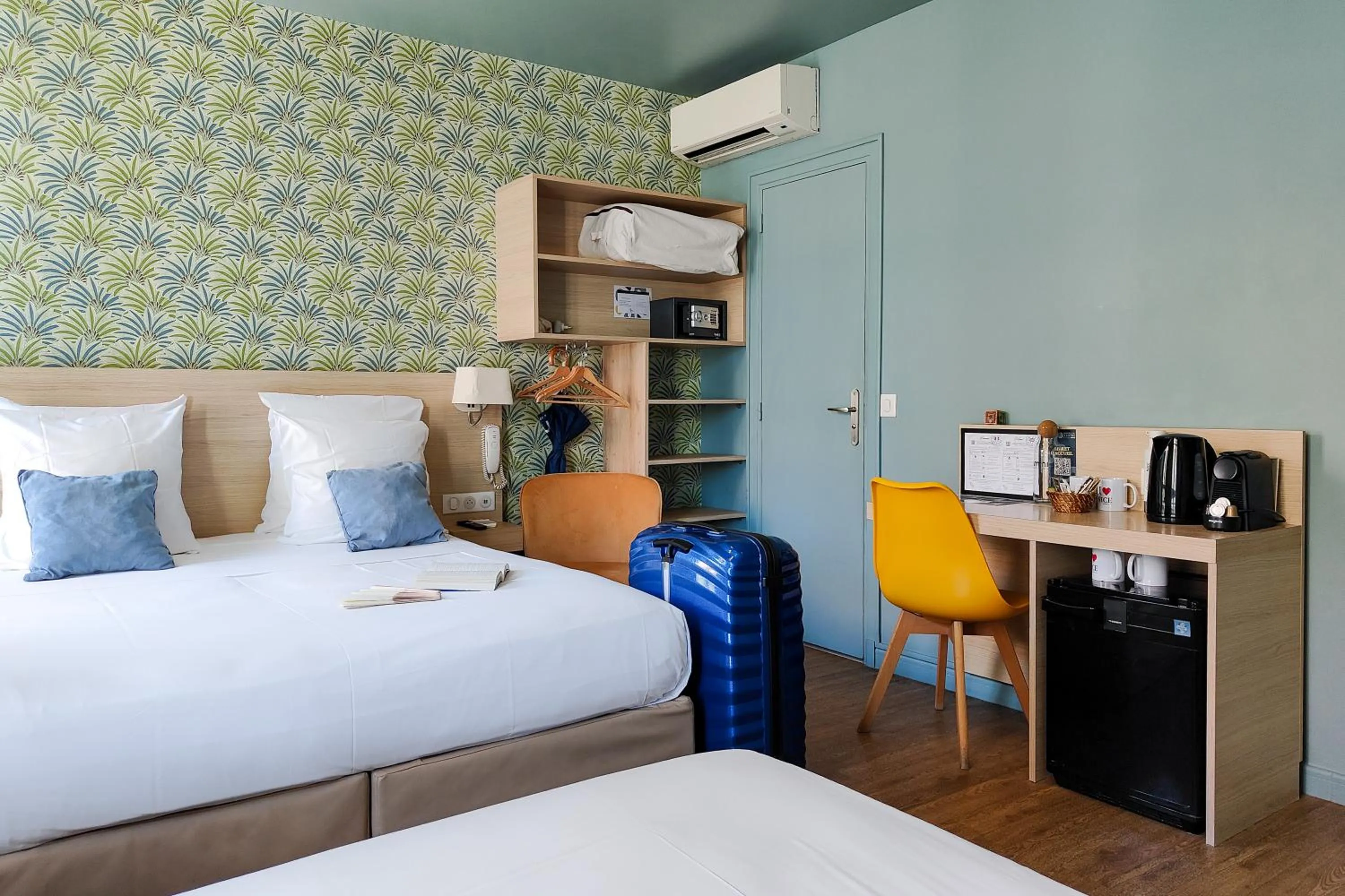 Photo of the whole room, Bed in Hôtel Du Centre, un hôtel AMMI