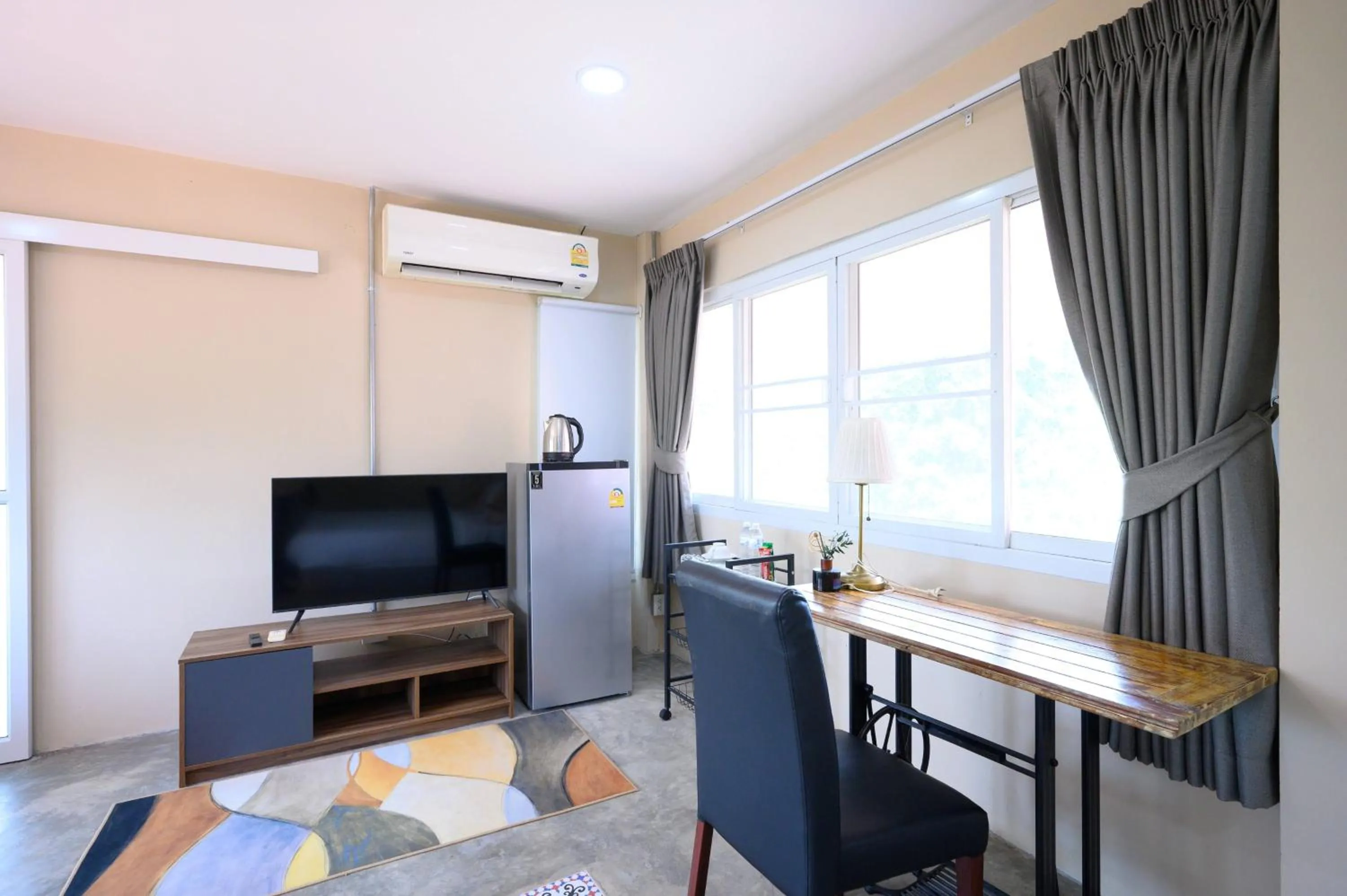 TV and multimedia in Busaya Resort & Cuisine