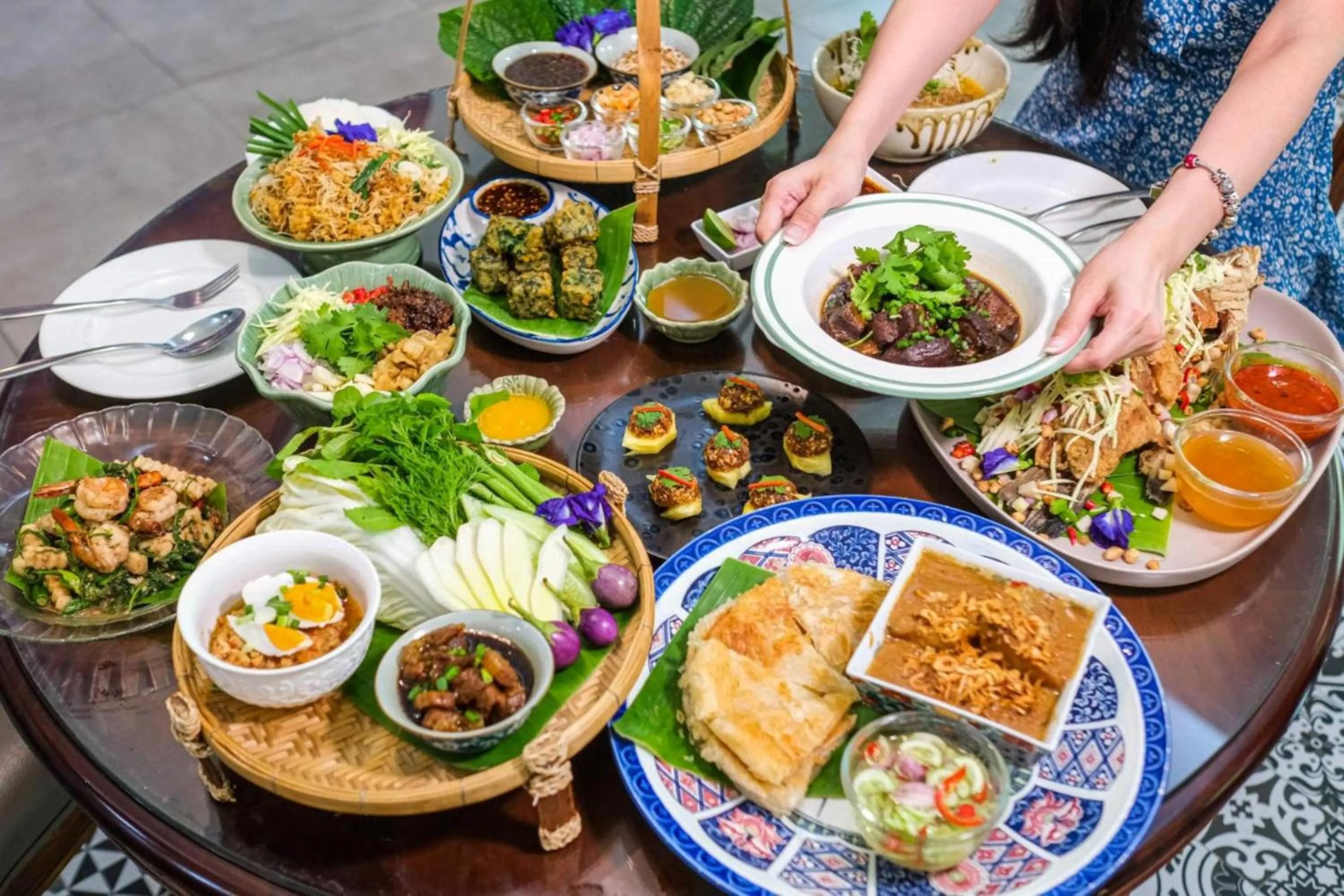 Restaurant/places to eat in Busaya Resort & Cuisine