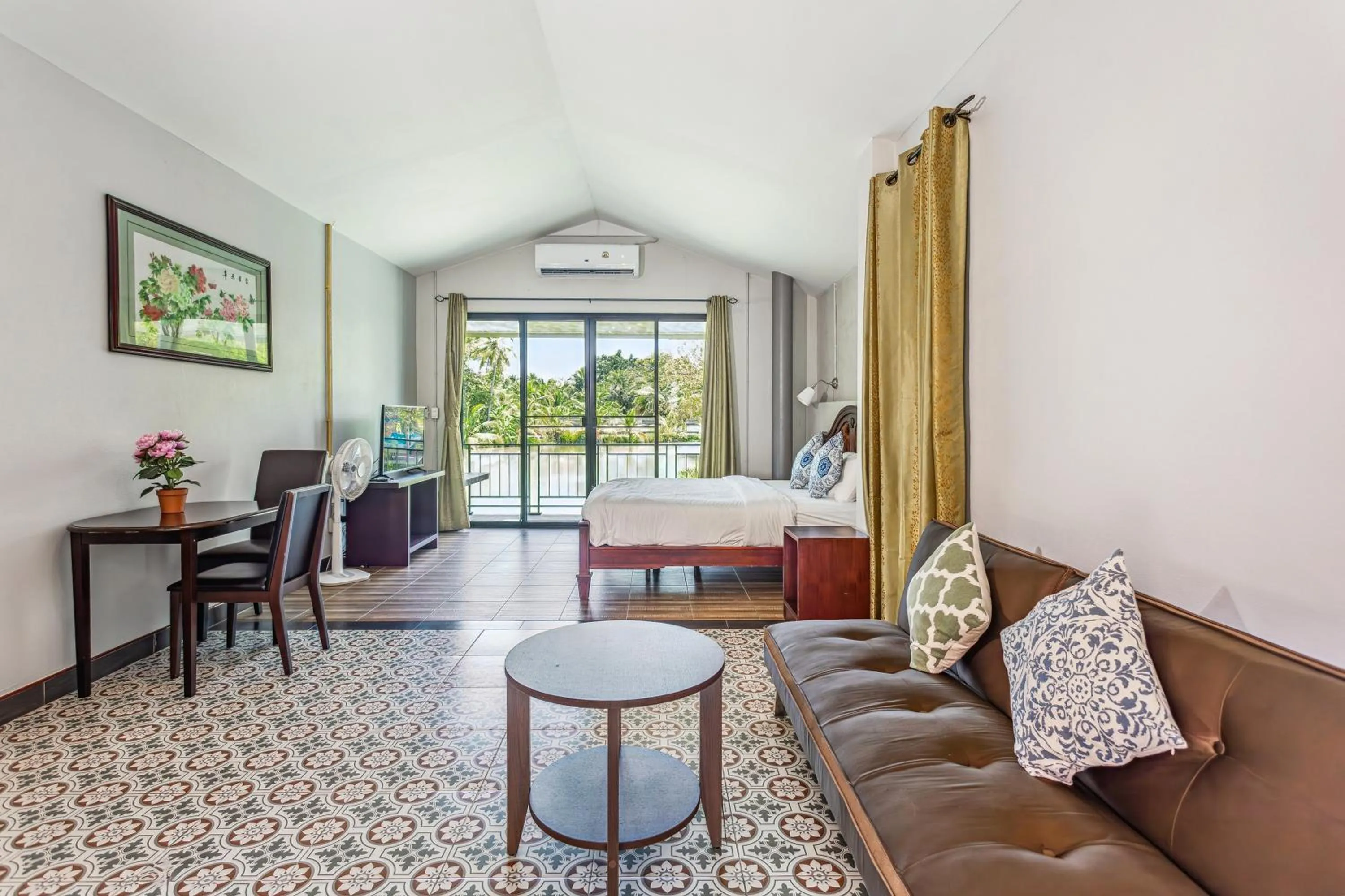 Living room in Busaya Resort & Cuisine