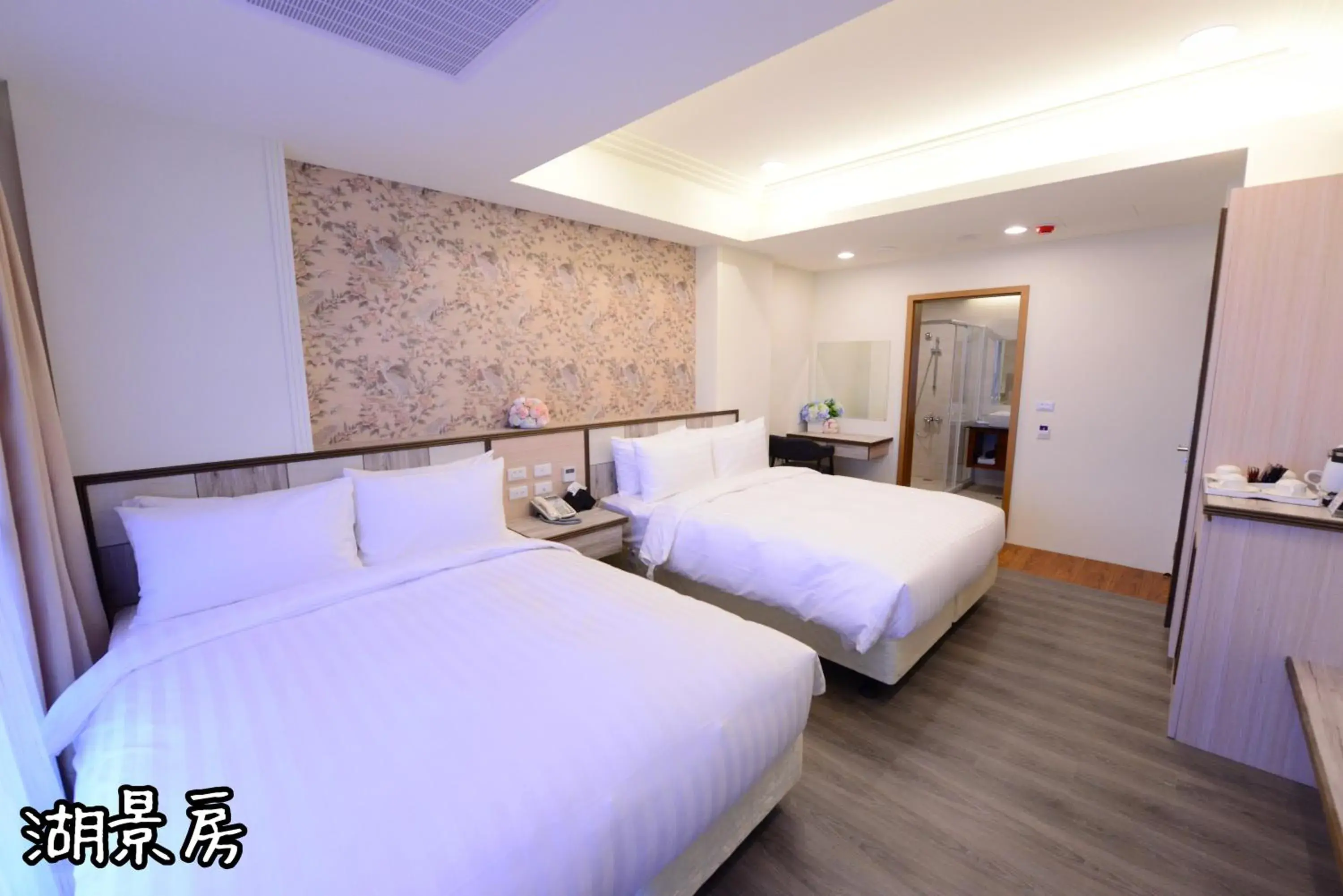 Photo of the whole room in Shang Shan Ting Chao Hotel Photo of the whole room in Shang Shan Ting Chao Hotel