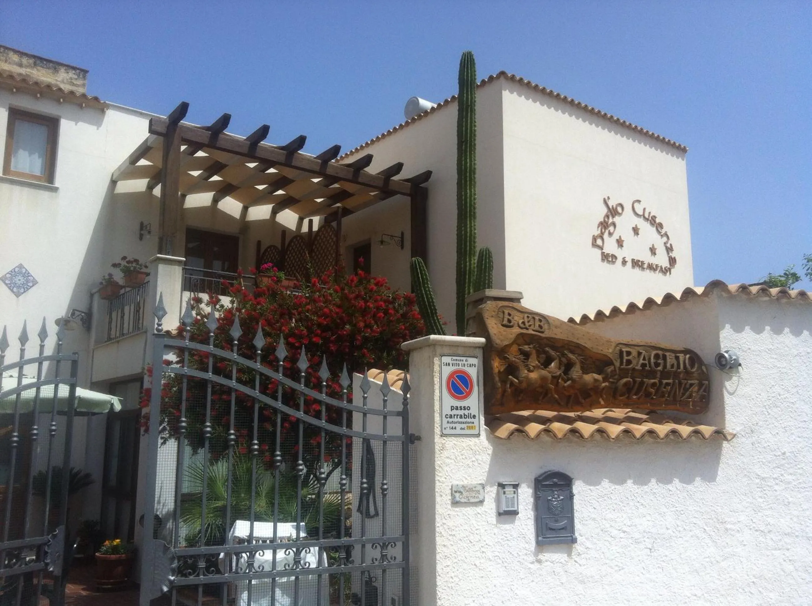 Property building in Baglio Cusenza Rooms