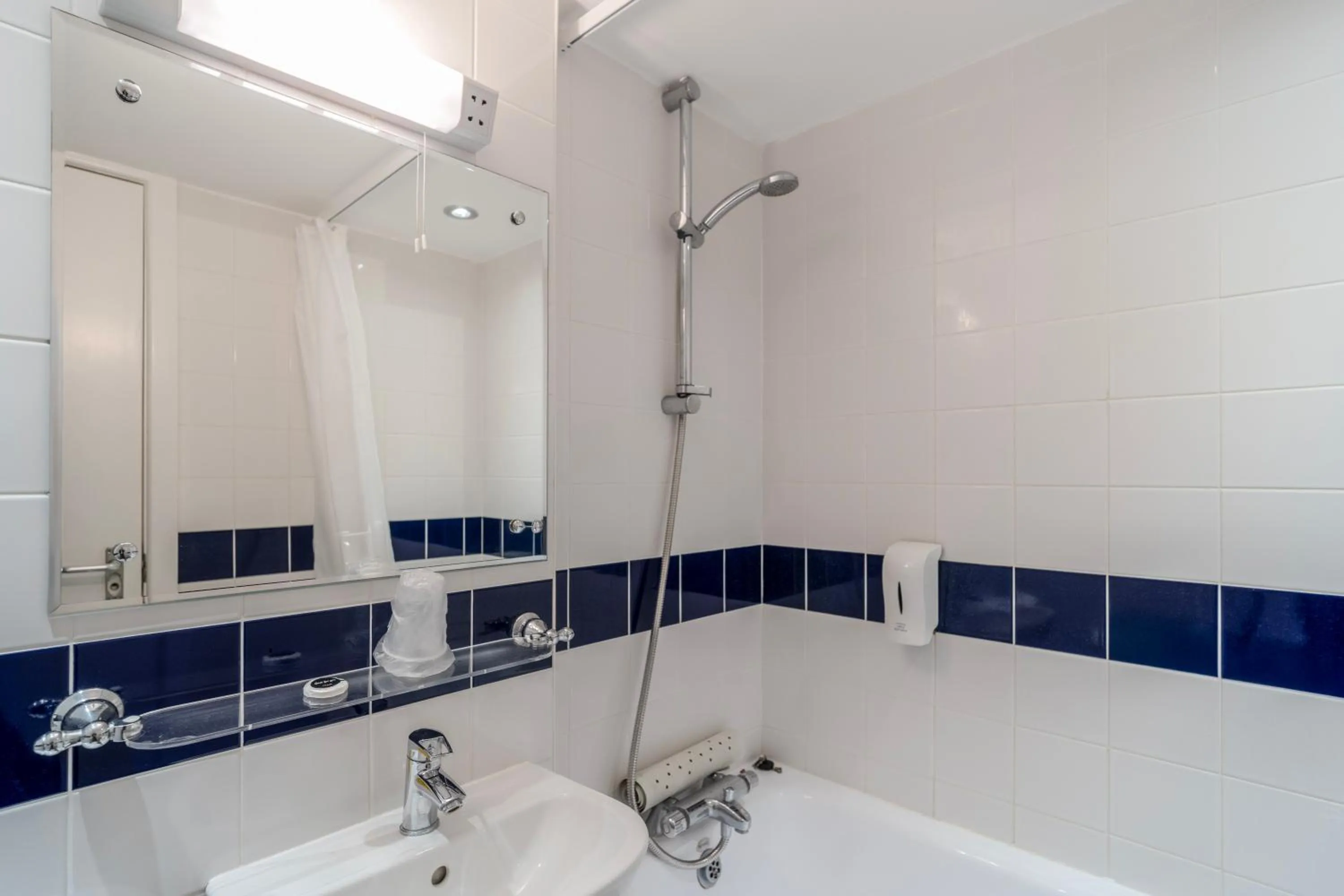 Shower in The Grand Scarborough